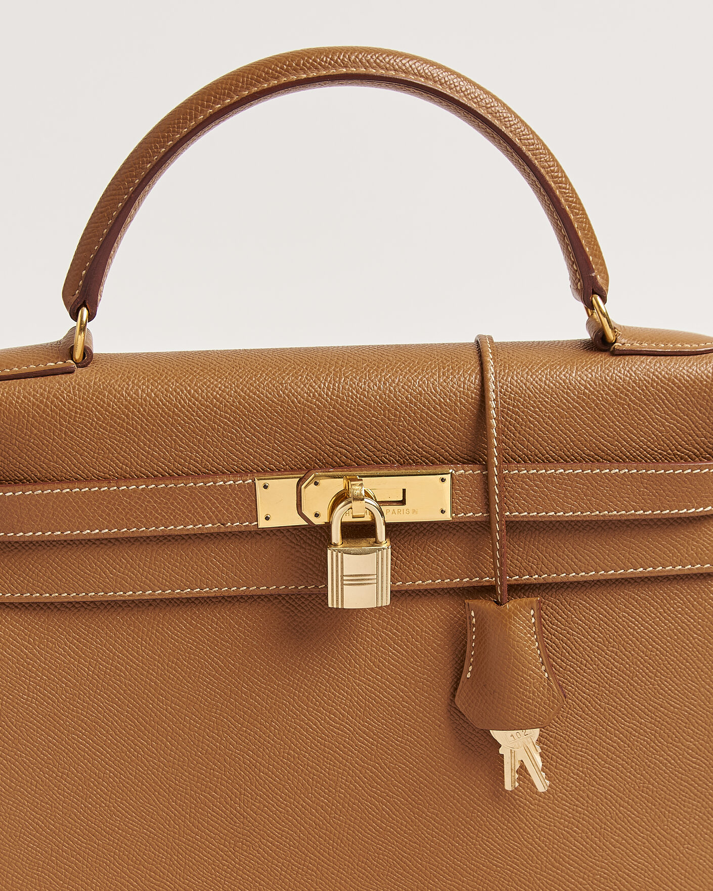 Homme | Pre-Owned & Vintage Bags | Hermès Pre-Owned | Kelly 32 Courchevel Leather Gold