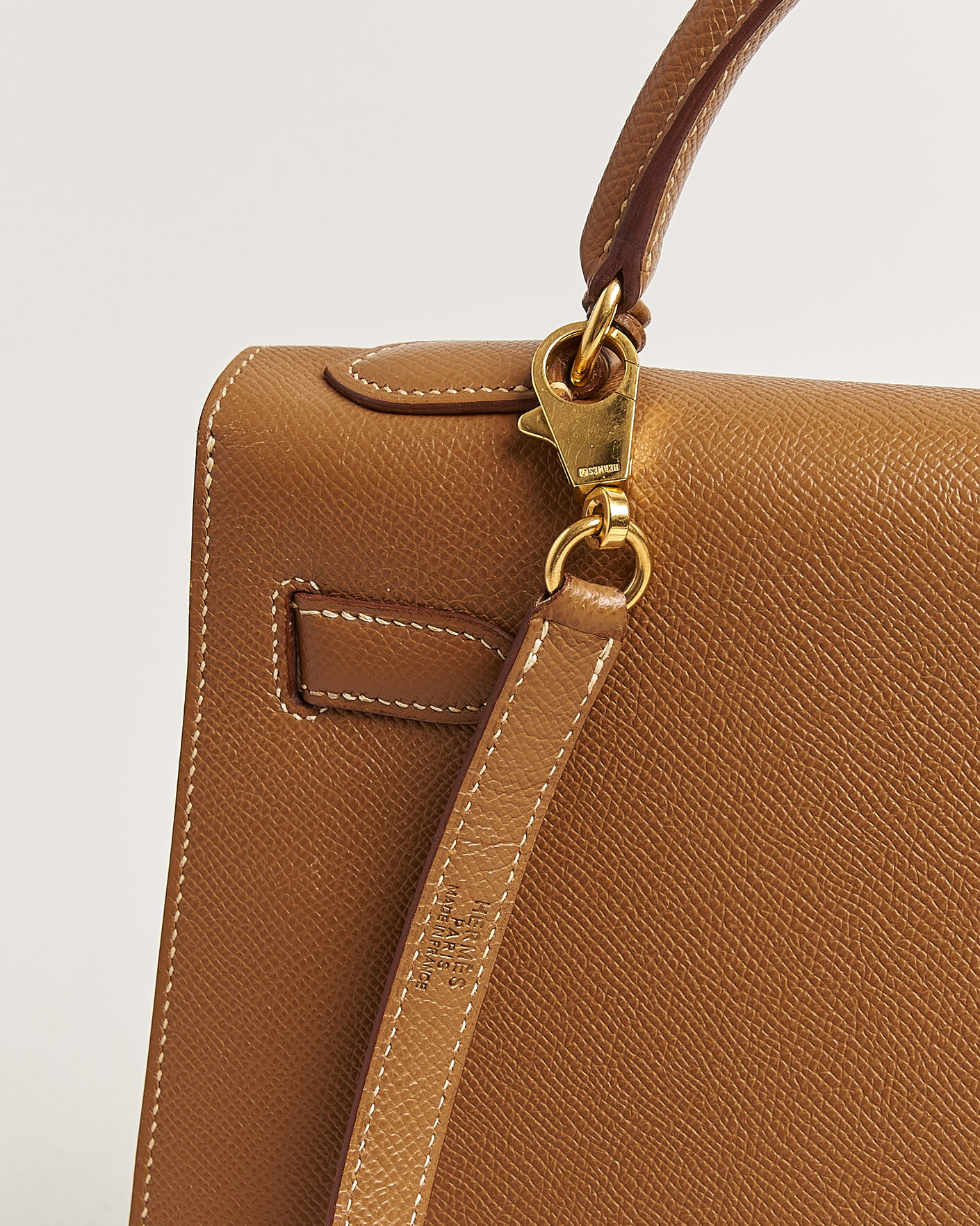 Homme | Pre-Owned & Vintage Bags | Hermès Pre-Owned | Kelly 32 Courchevel Leather Gold