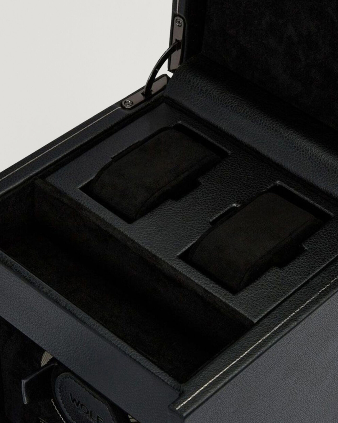 Homme | WOLF British Racing Single Watch Winder With Storage Black | WOLF | British Racing Single Watch Winder With Storage Black