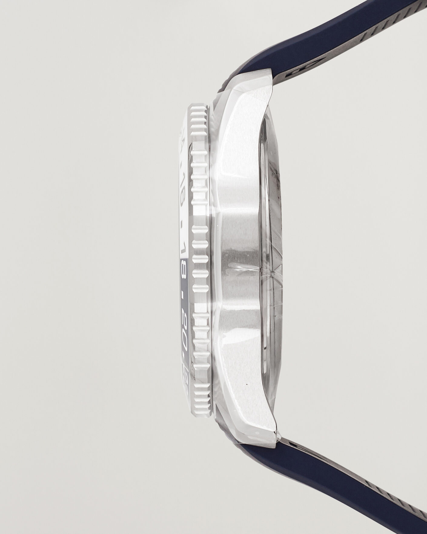 Homme | Pre-Owned & Vintage Watches | Tag Heuer Pre-Owned | Acuaracer GMT