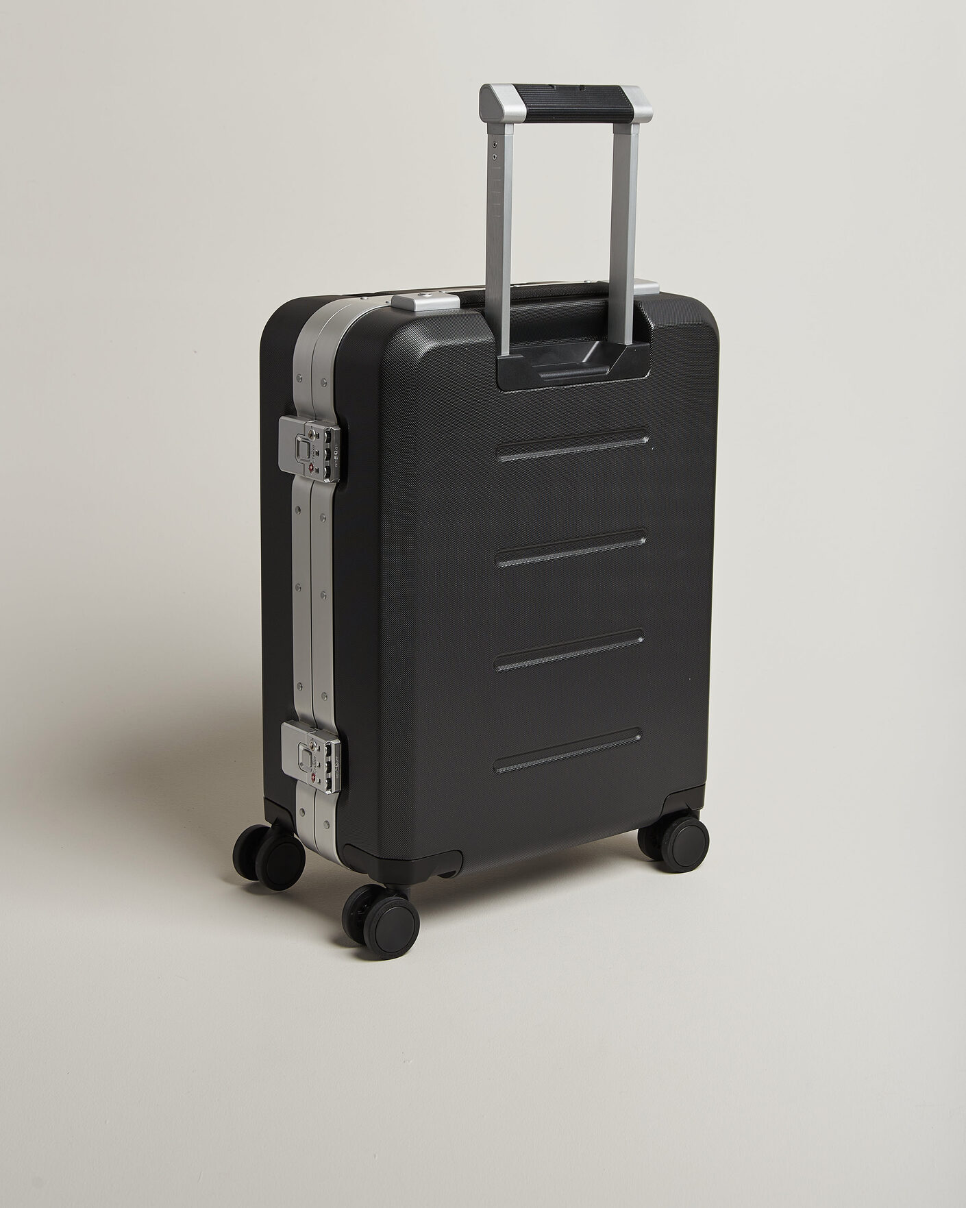 Heren | Tassen | DB | Ramverk Pro Carry On Silver/Black
