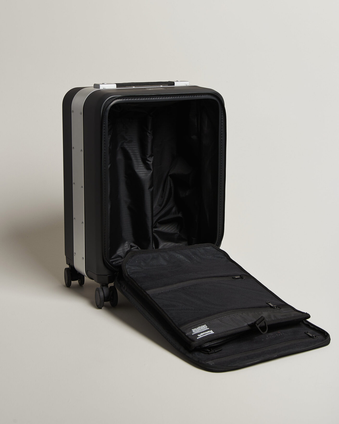 Heren | Tassen | DB | Ramverk Pro Front-Access Carry On Silver/Black
