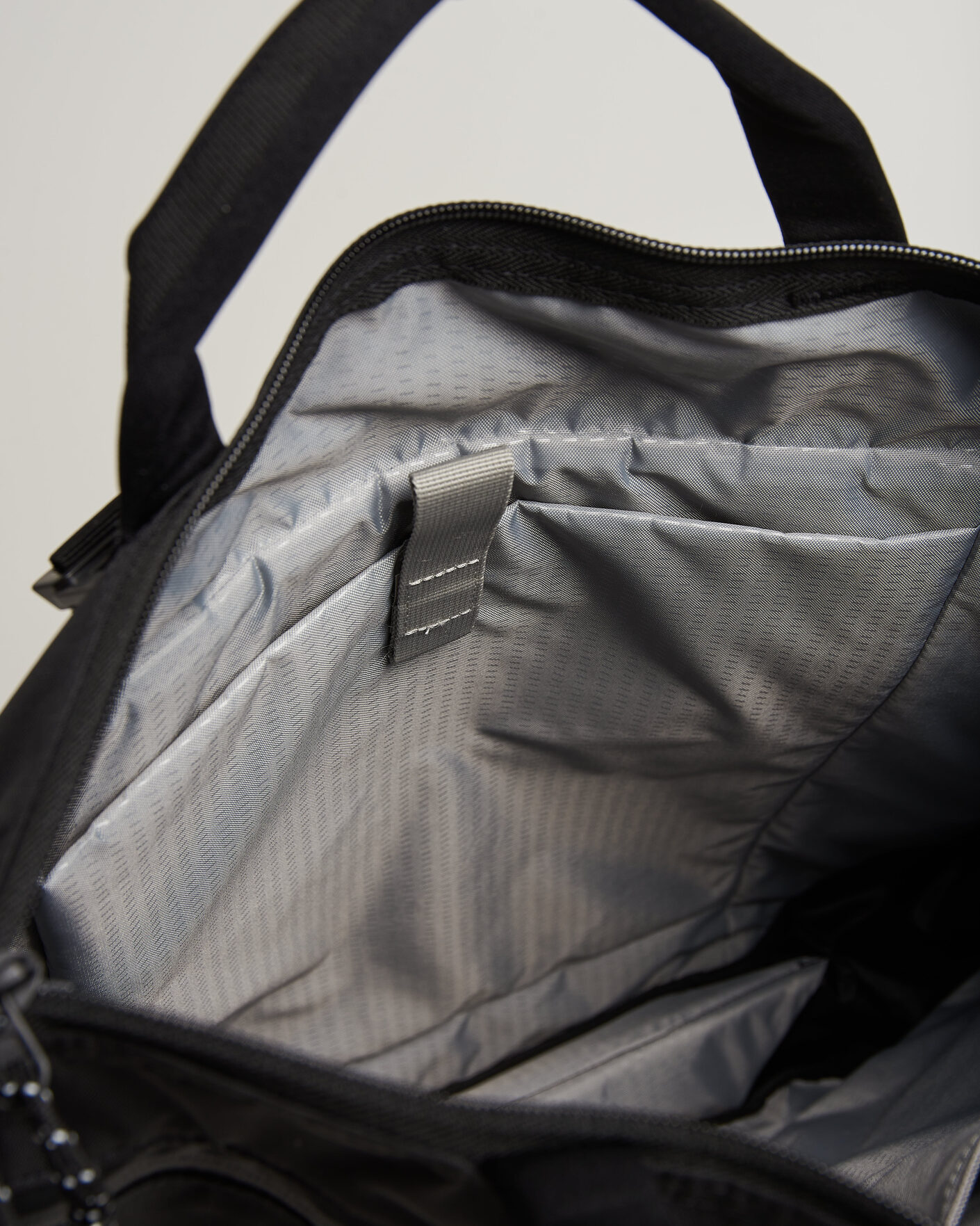 Homme | Sacs | DB | Utility Tote 32L Black Out