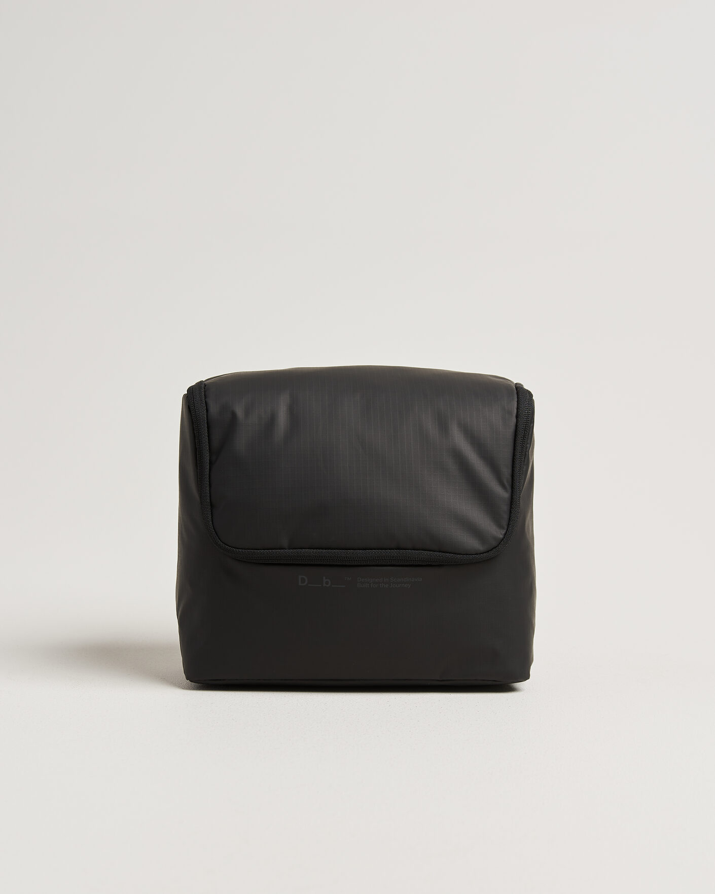 Heren | DB Essential Wash Bag M Black Out | DB | Essential Wash Bag M Black Out