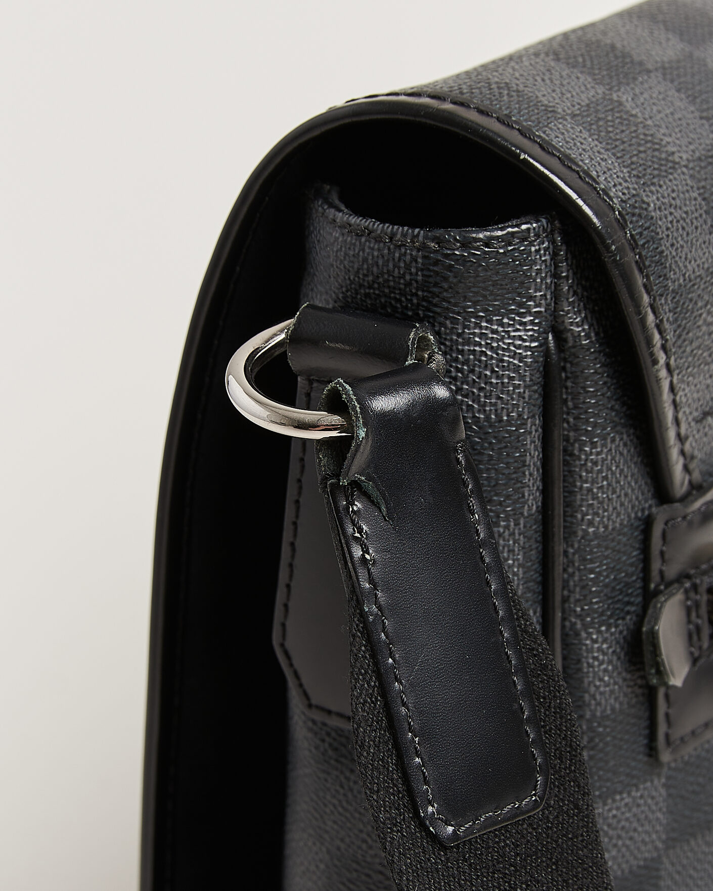 Heren | Pre-Owned & Vintage Bags | Louis Vuitton Pre-Owned | Daniel MM Shoulder Bag Damier Graphite
