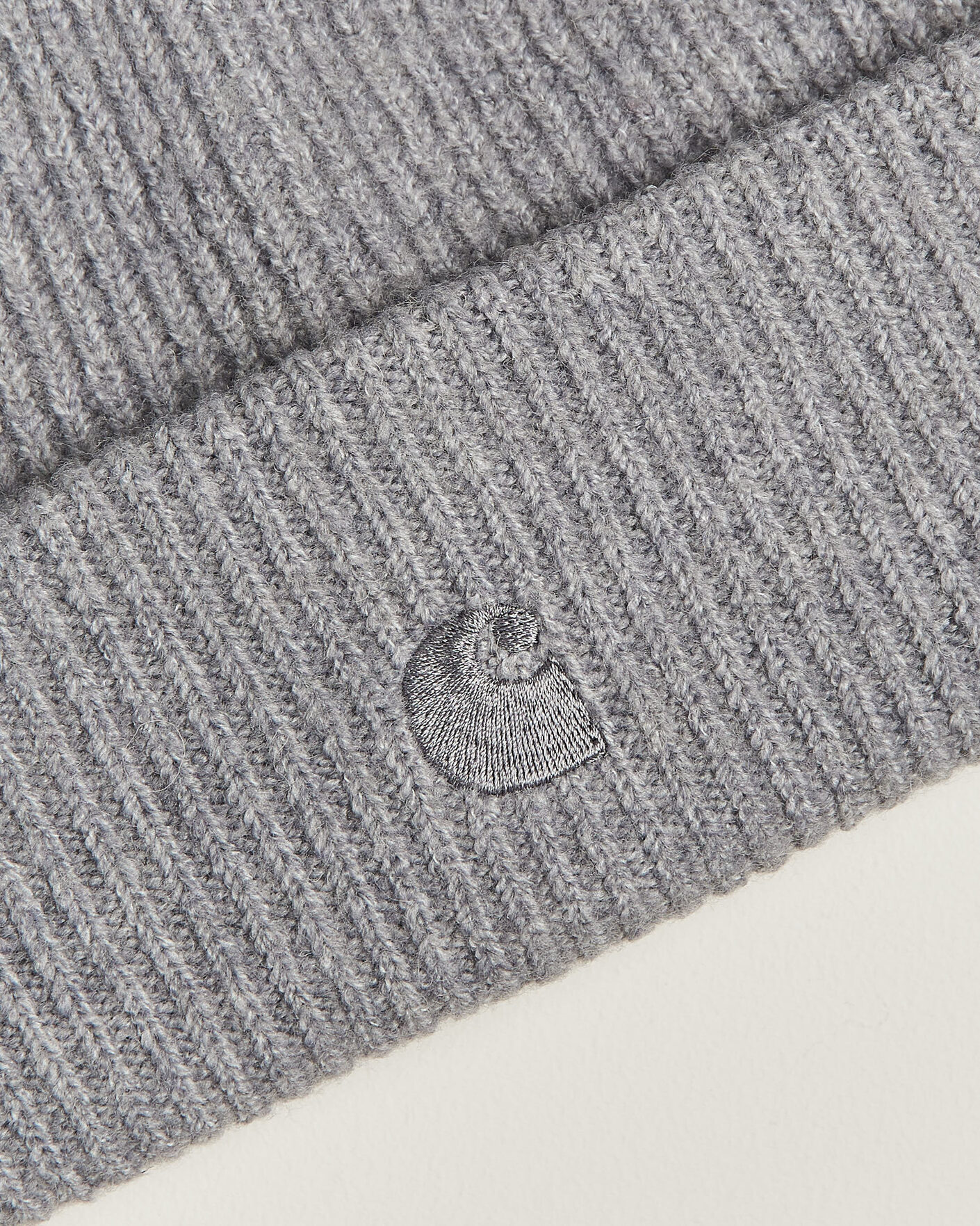 Homme | Bonnets | Carhartt WIP | Curtis Tonal Logo Beanie Shady Grey