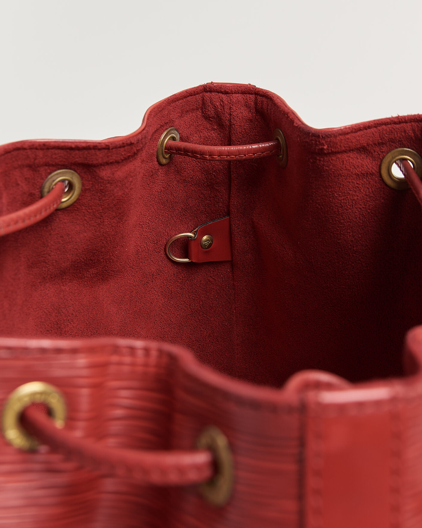 Heren | Pre-Owned & Vintage Bags | Louis Vuitton Pre-Owned | Petit Noé Epi Leather Red