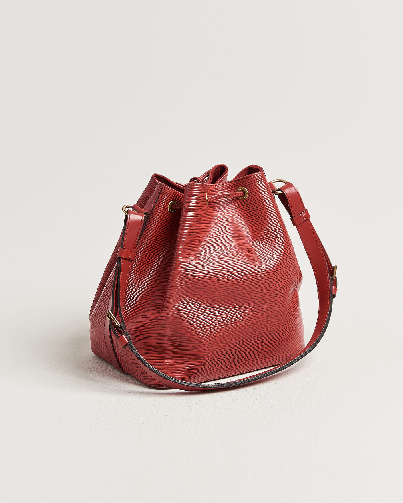 Heren | Pre-Owned & Vintage Bags | Louis Vuitton Pre-Owned | Petit Noé Epi Leather Red