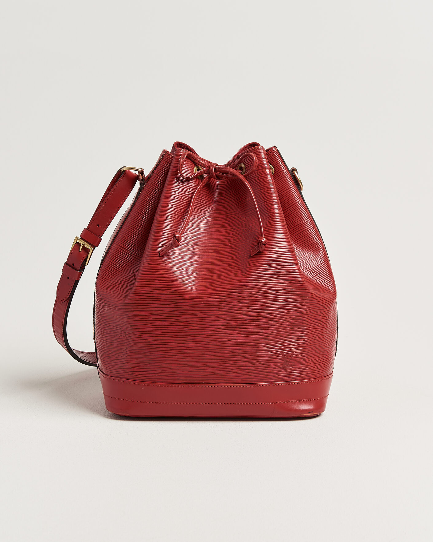Homme | Pre-Owned & Vintage Bags | Louis Vuitton Pre-Owned | Noé Epi Leather Red