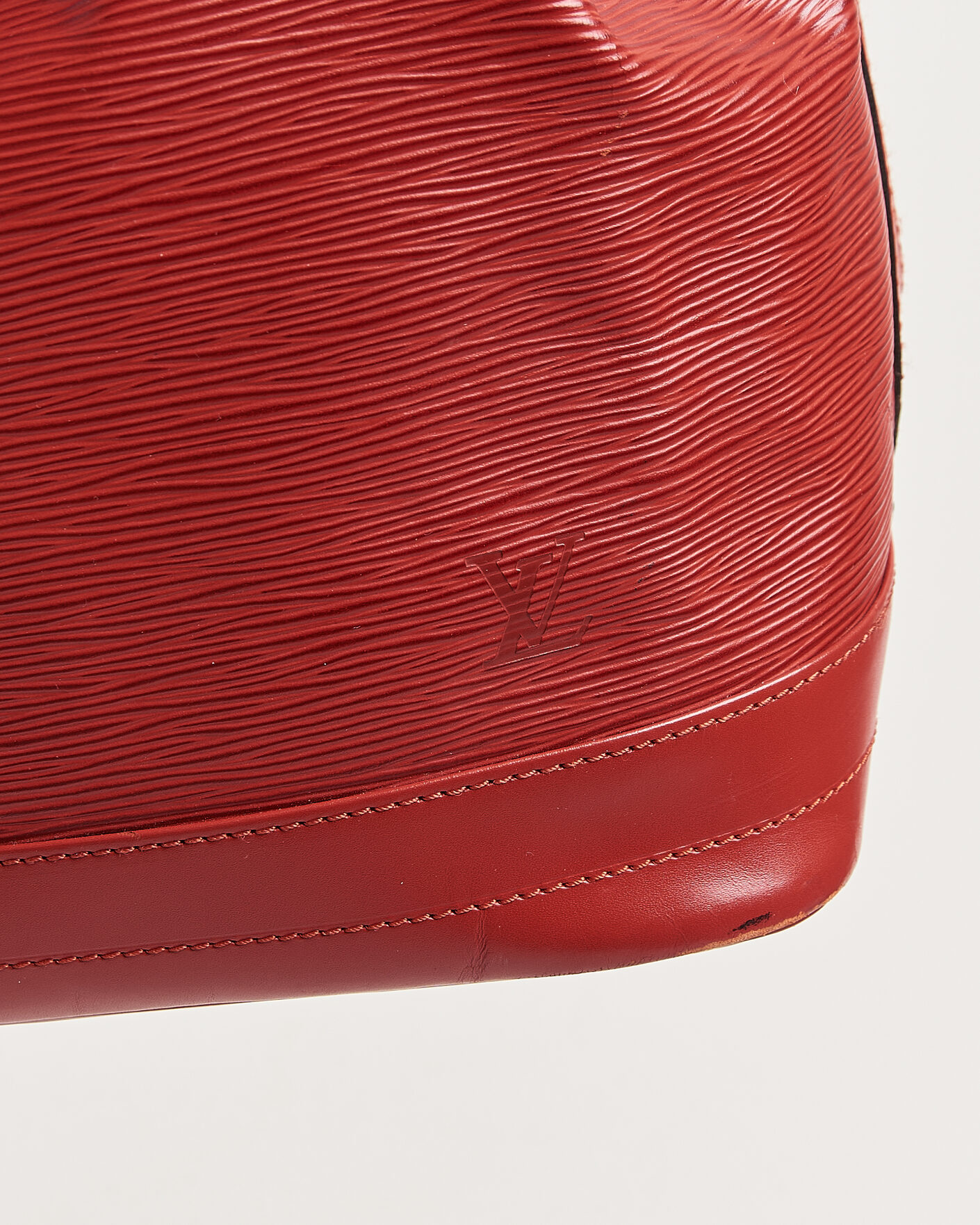 Homme | Pre-Owned & Vintage Bags | Louis Vuitton Pre-Owned | Noé Epi Leather Red