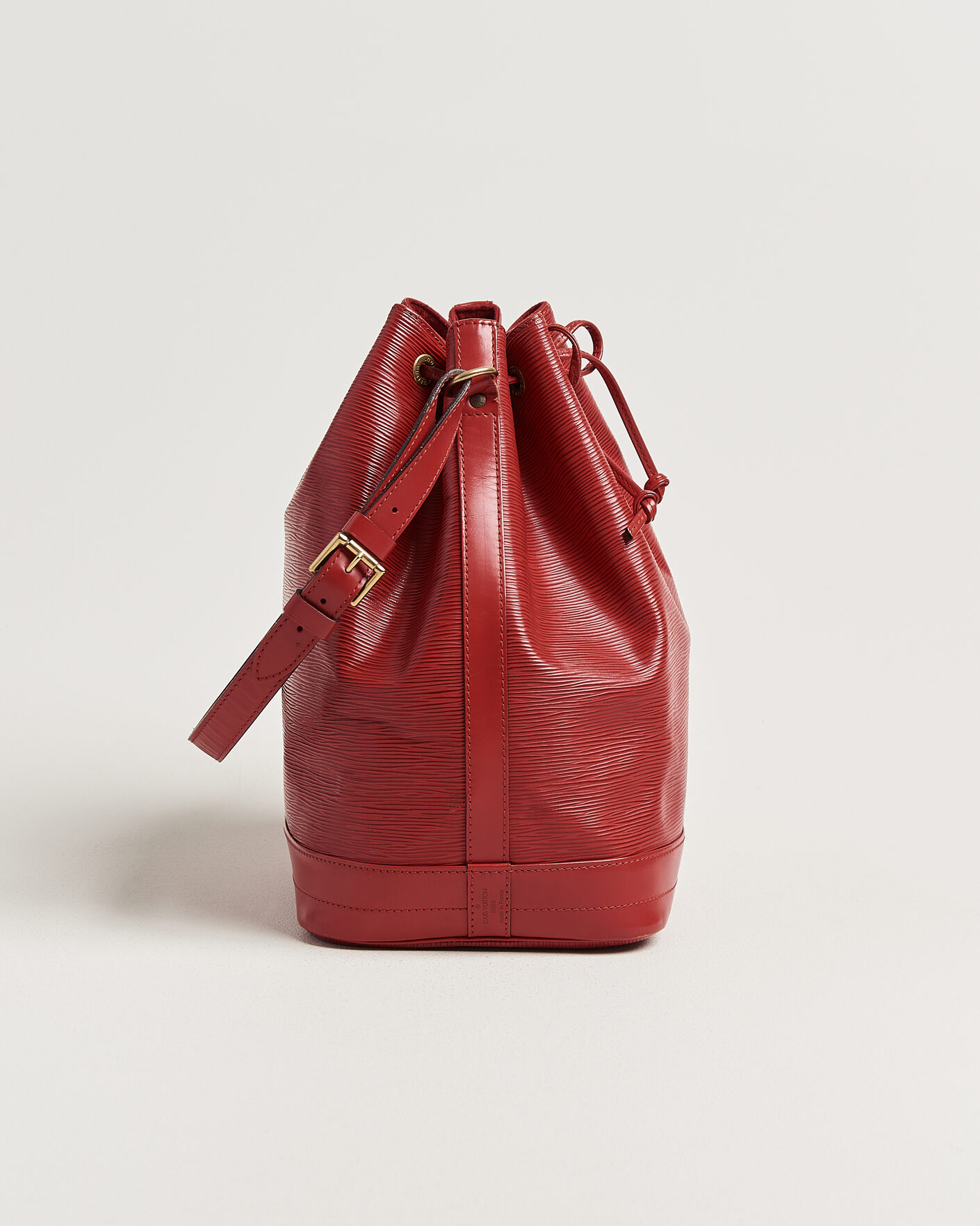 Homme | Pre-Owned & Vintage Bags | Louis Vuitton Pre-Owned | Noé Epi Leather Red