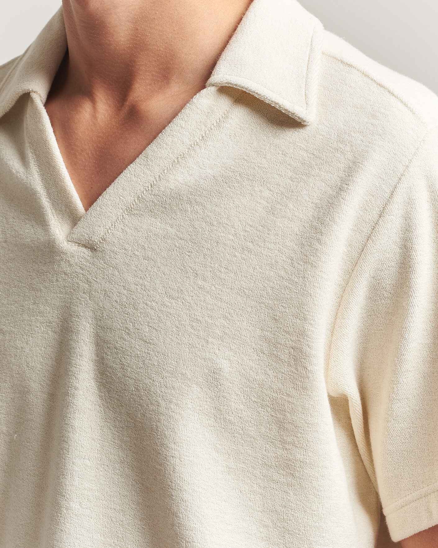 Homme | Polos | OAS | Serif Regular Fit Terry Open Collar Polo Ecru