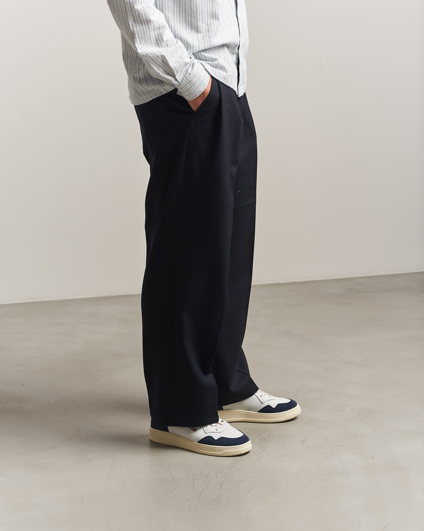 Homme | Baskets | Autry | Medalist Low Soft Leather/Suede Sneaker White/Denim