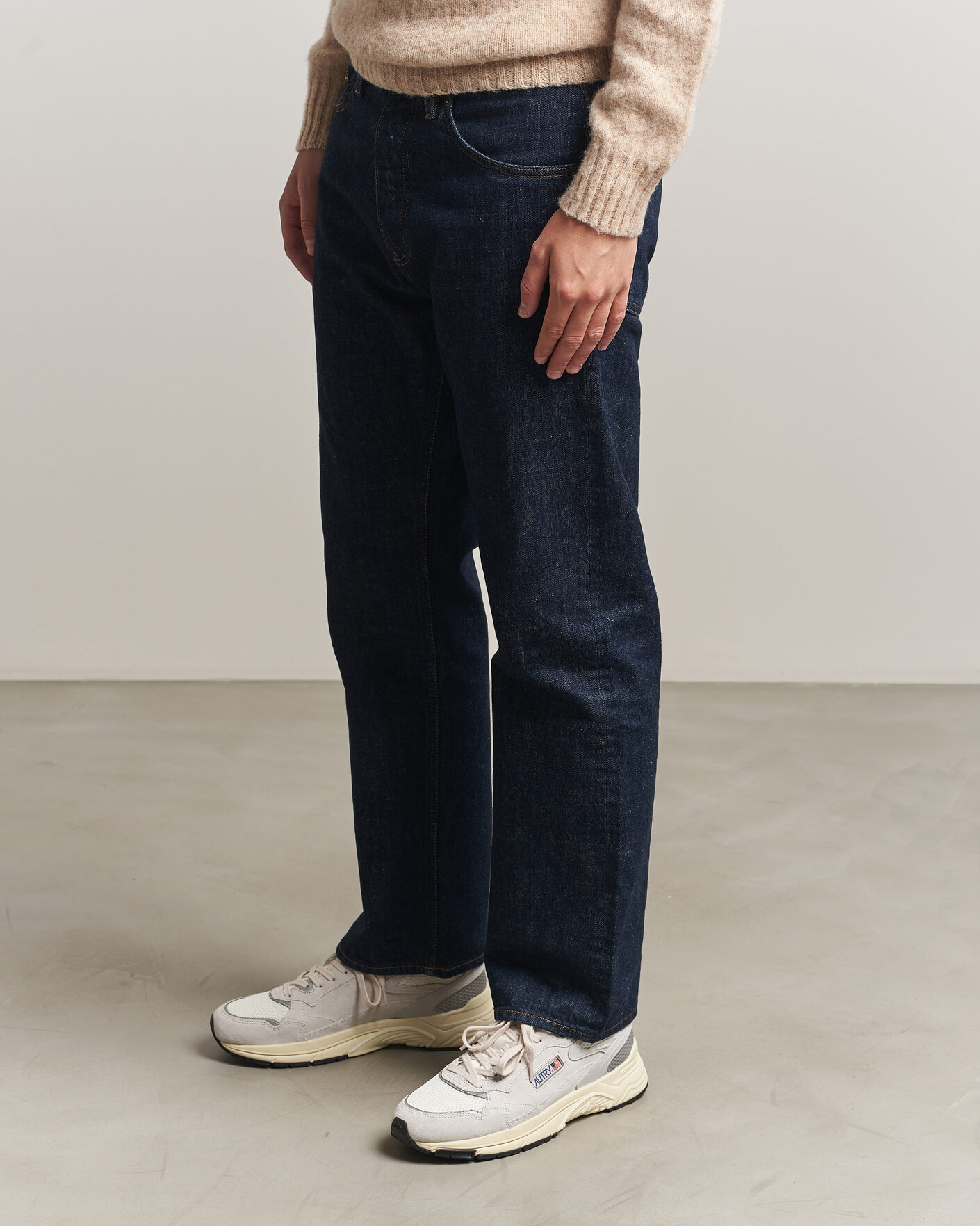 Heren | Sneakers | Autry | Hyperway Low Suede Running Sneaker Light Grey