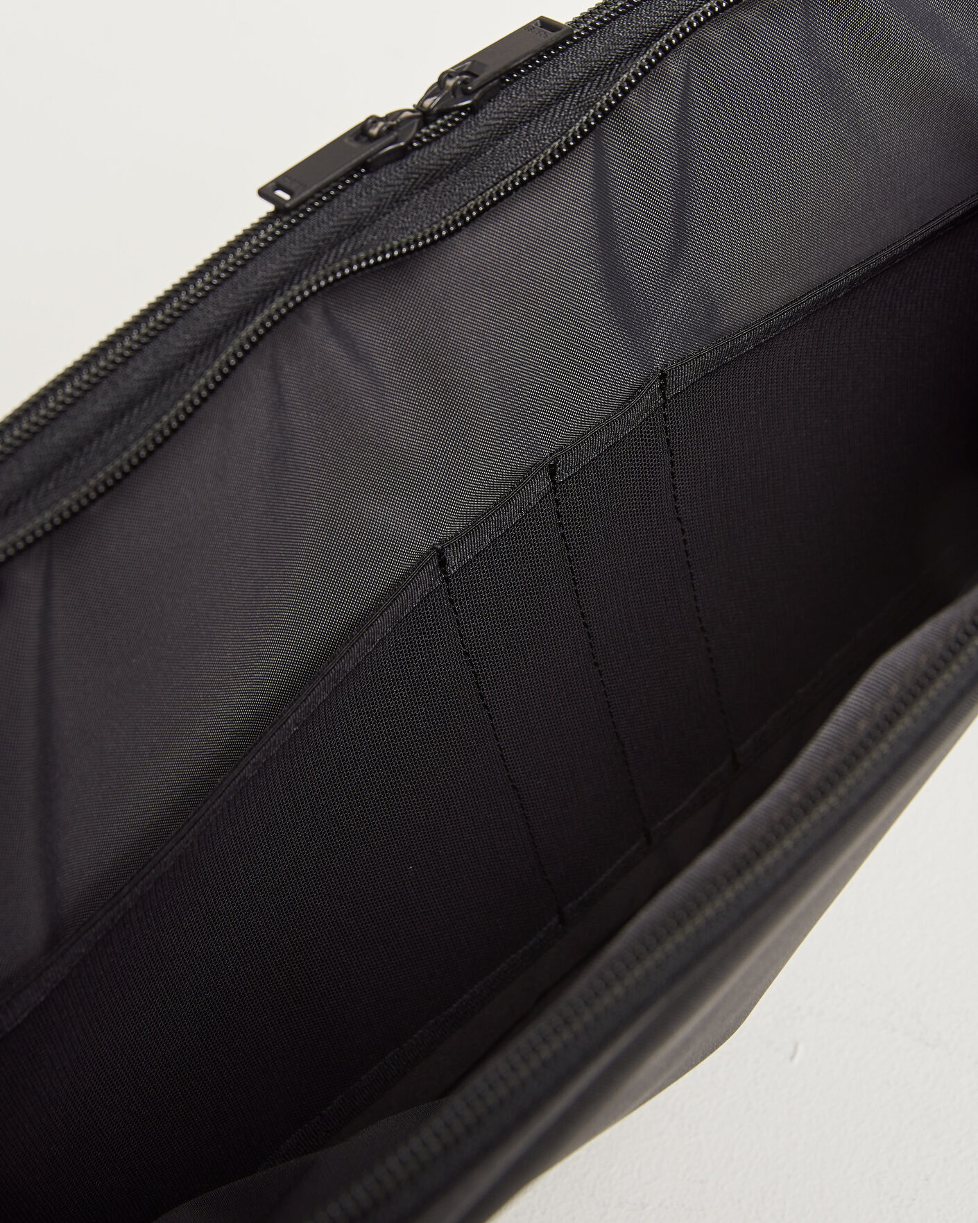 Homme | Sacs | Porter-Yoshida & Co. | View Document Case Black