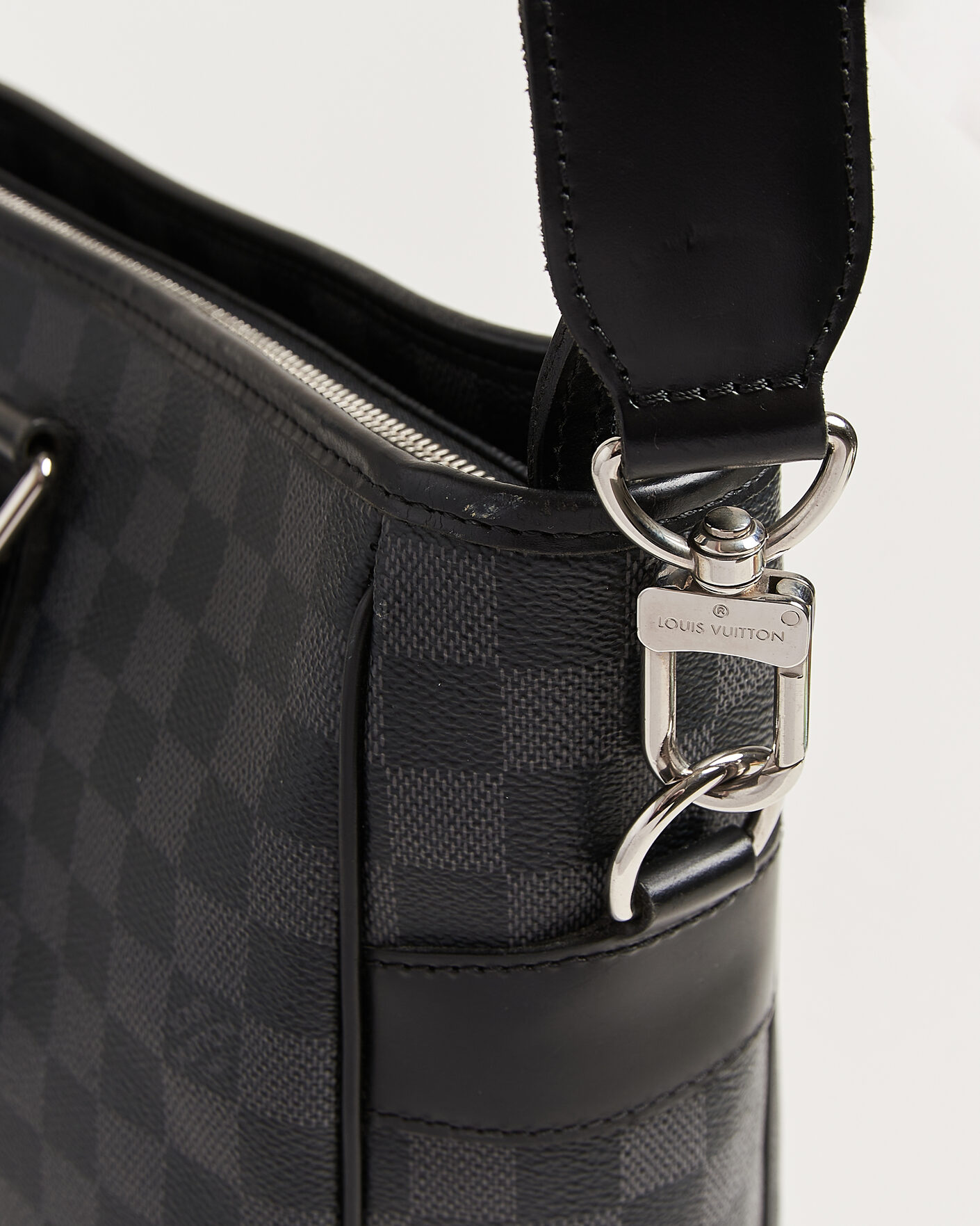 Homme | Pre-Owned & Vintage Bags | Louis Vuitton Pre-Owned | Tadao Tote Bag Damier Graphite