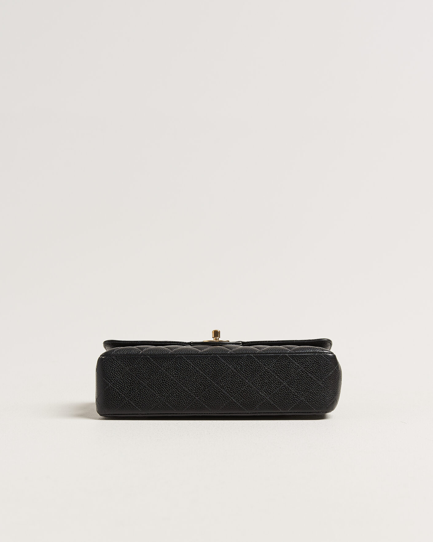 Homme | Chanel Pre-Owned Classic Medium Double Flap Bag Caviar Leather Black | Chanel Pre-Owned | Classic Medium Double Flap Bag Caviar Leather Black