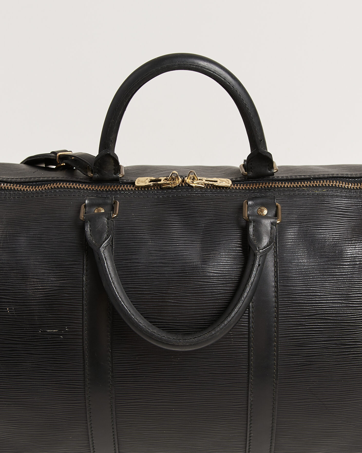 Homme | Louis Vuitton Pre-Owned Keepall 50 Epi Leather Black | Louis Vuitton Pre-Owned | Keepall 50 Epi Leather Black