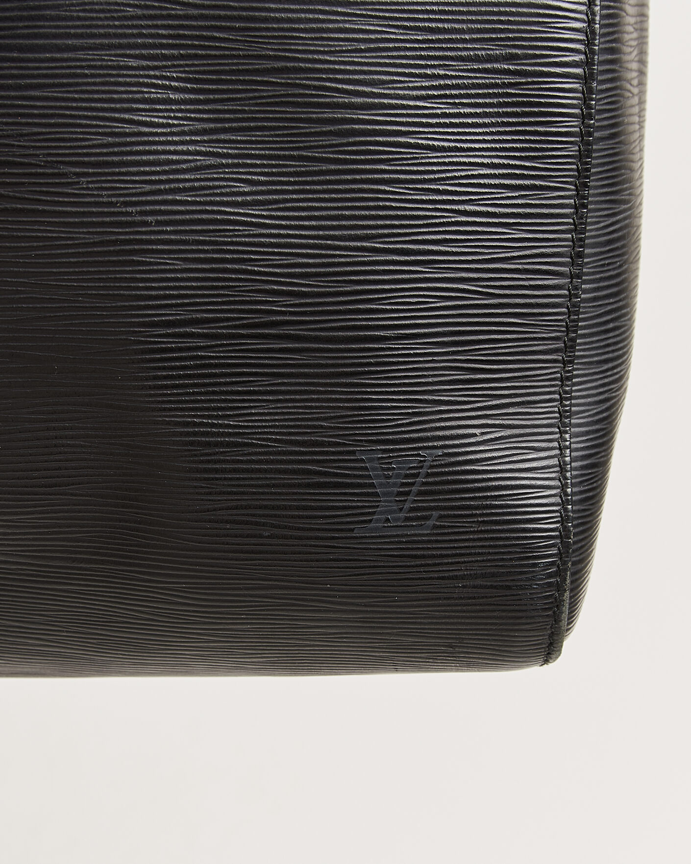 Homme | Louis Vuitton Pre-Owned Keepall 50 Epi Leather Black | Louis Vuitton Pre-Owned | Keepall 50 Epi Leather Black