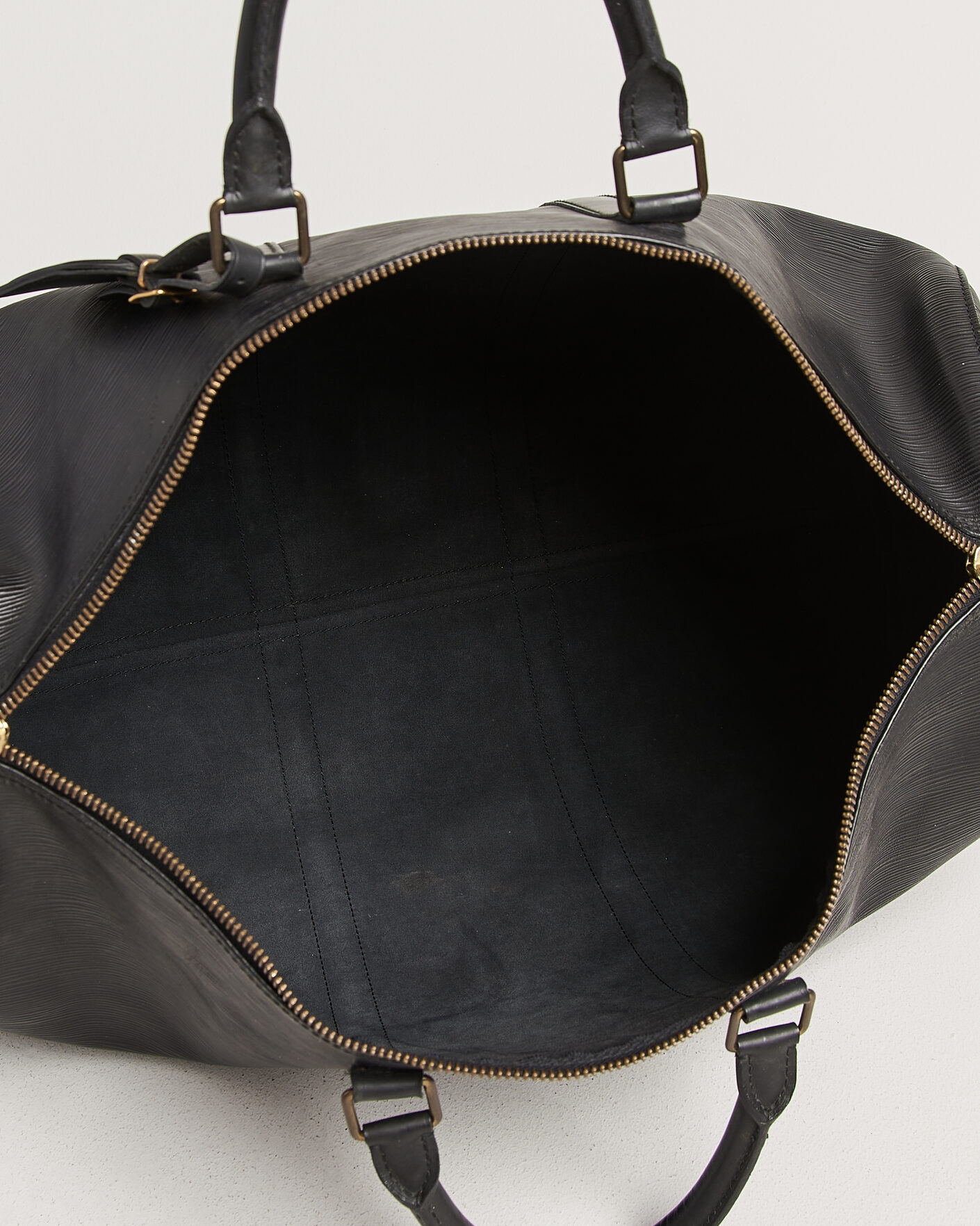 Homme | Louis Vuitton Pre-Owned Keepall 50 Epi Leather Black | Louis Vuitton Pre-Owned | Keepall 50 Epi Leather Black