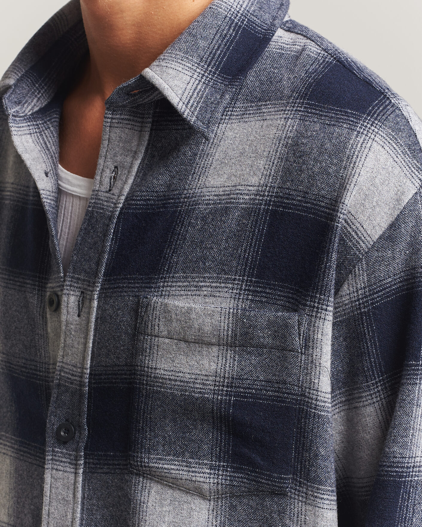 Homme | Chemises | A.P.C. | Malaury Checked Overshirt Light Grey