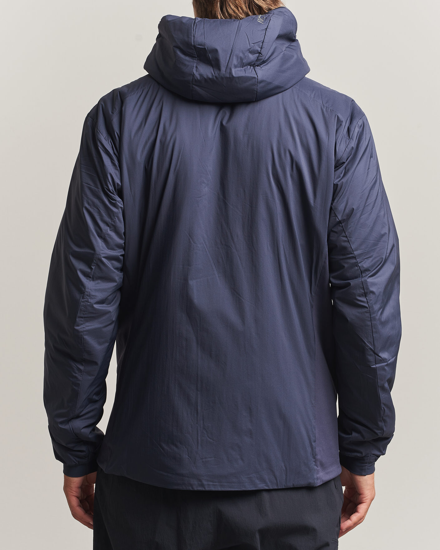 Heren | Jassen | Arc'teryx | Atom Hooded Jacket Black Sapphire
