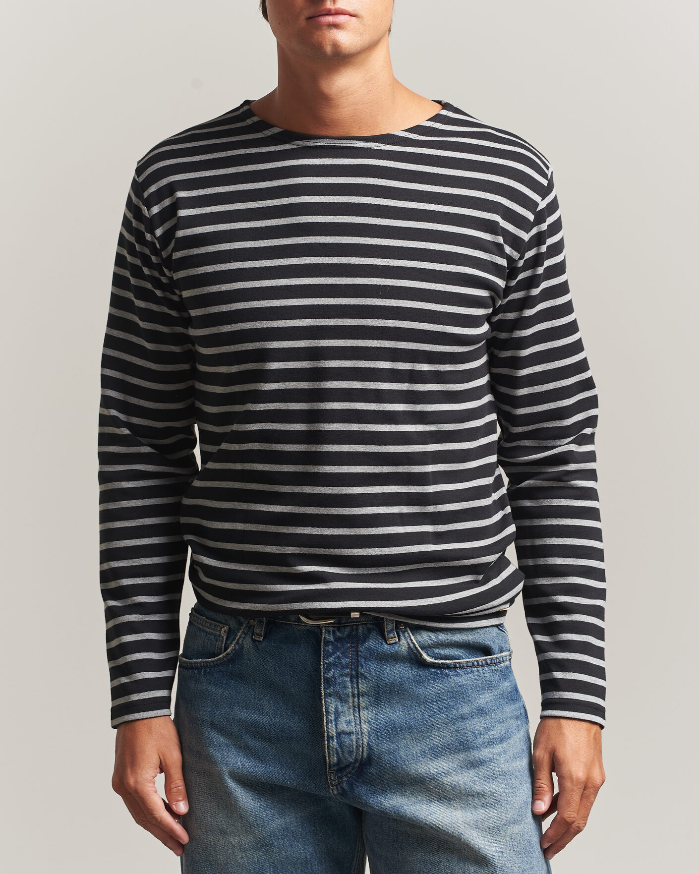 Homme | T-shirts | Armor-lux | Houat Héritage Stripe Long Sleeve T-Shirt Black/Grey