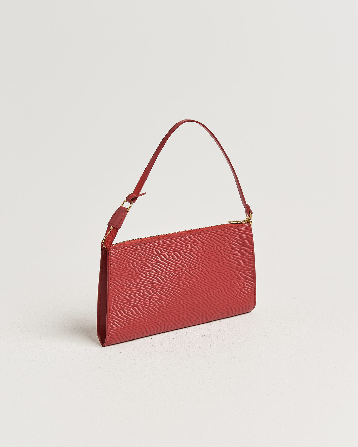 Heren | Pre-Owned & Vintage Bags | Louis Vuitton Pre-Owned | Pochette Accessoires Epi Leather Red