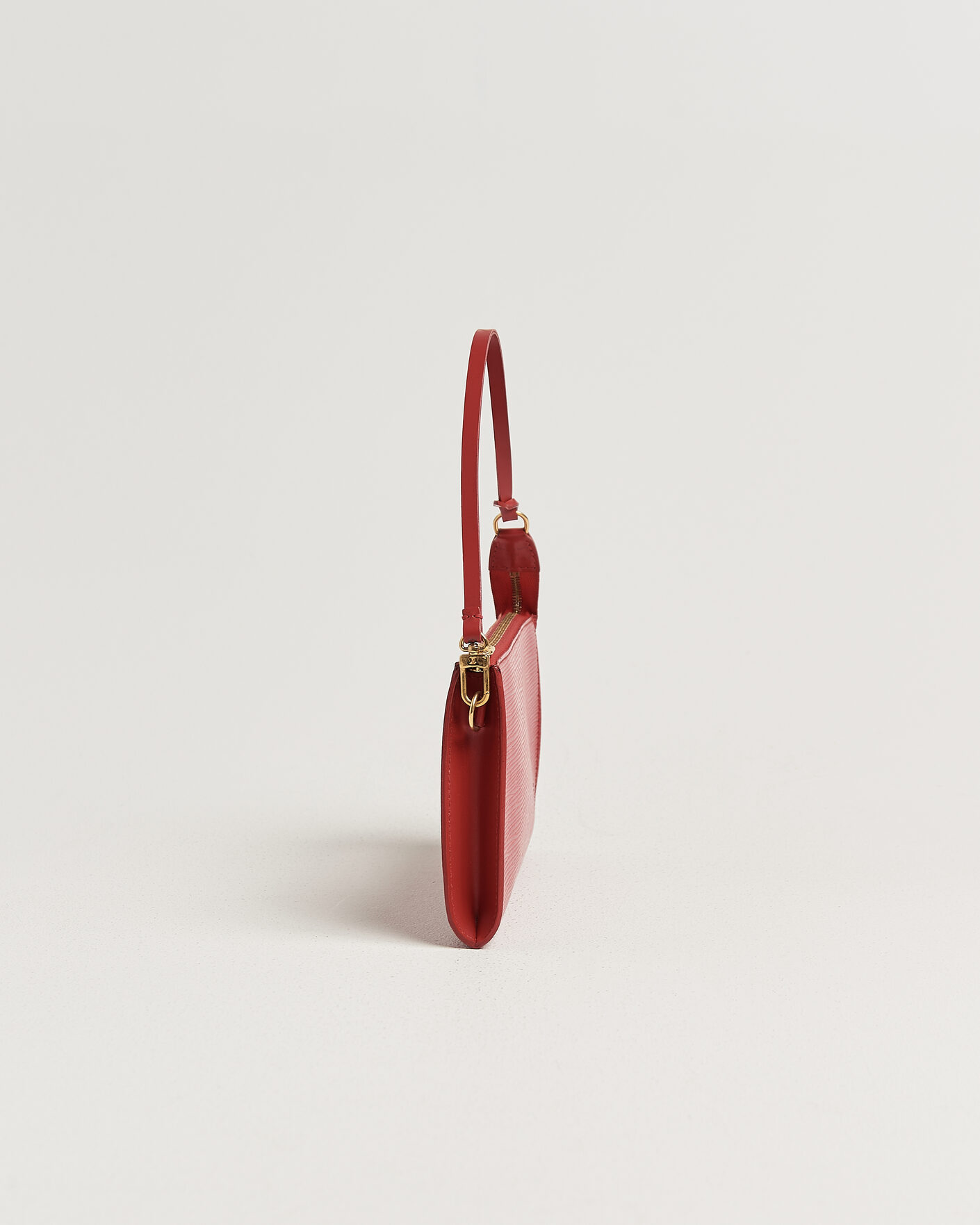 Heren | Pre-Owned & Vintage Bags | Louis Vuitton Pre-Owned | Pochette Accessoires Epi Leather Red