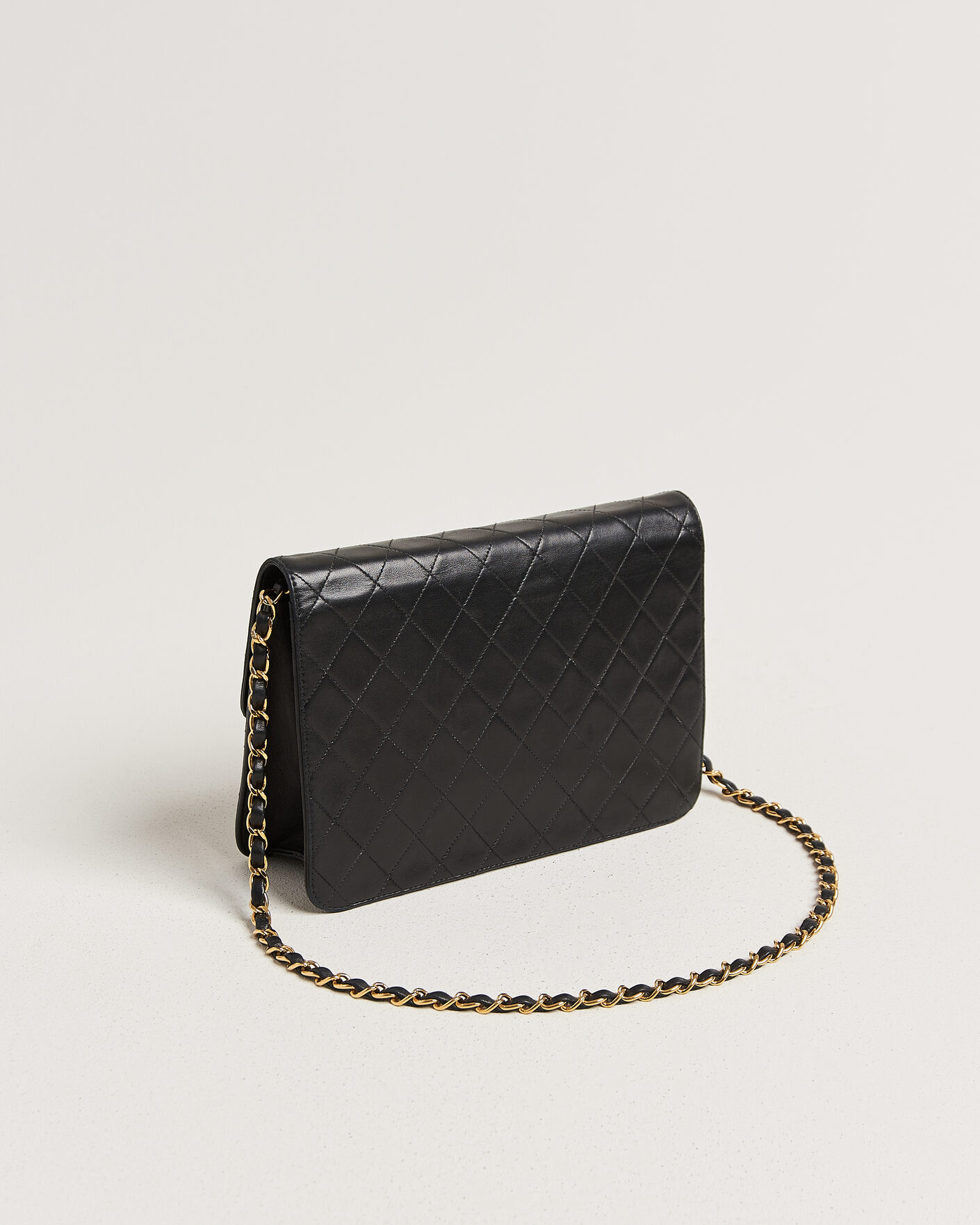 Homme | Pre-Owned & Vintage Bags | Chanel Pre-Owned | Single Flap Bag Black