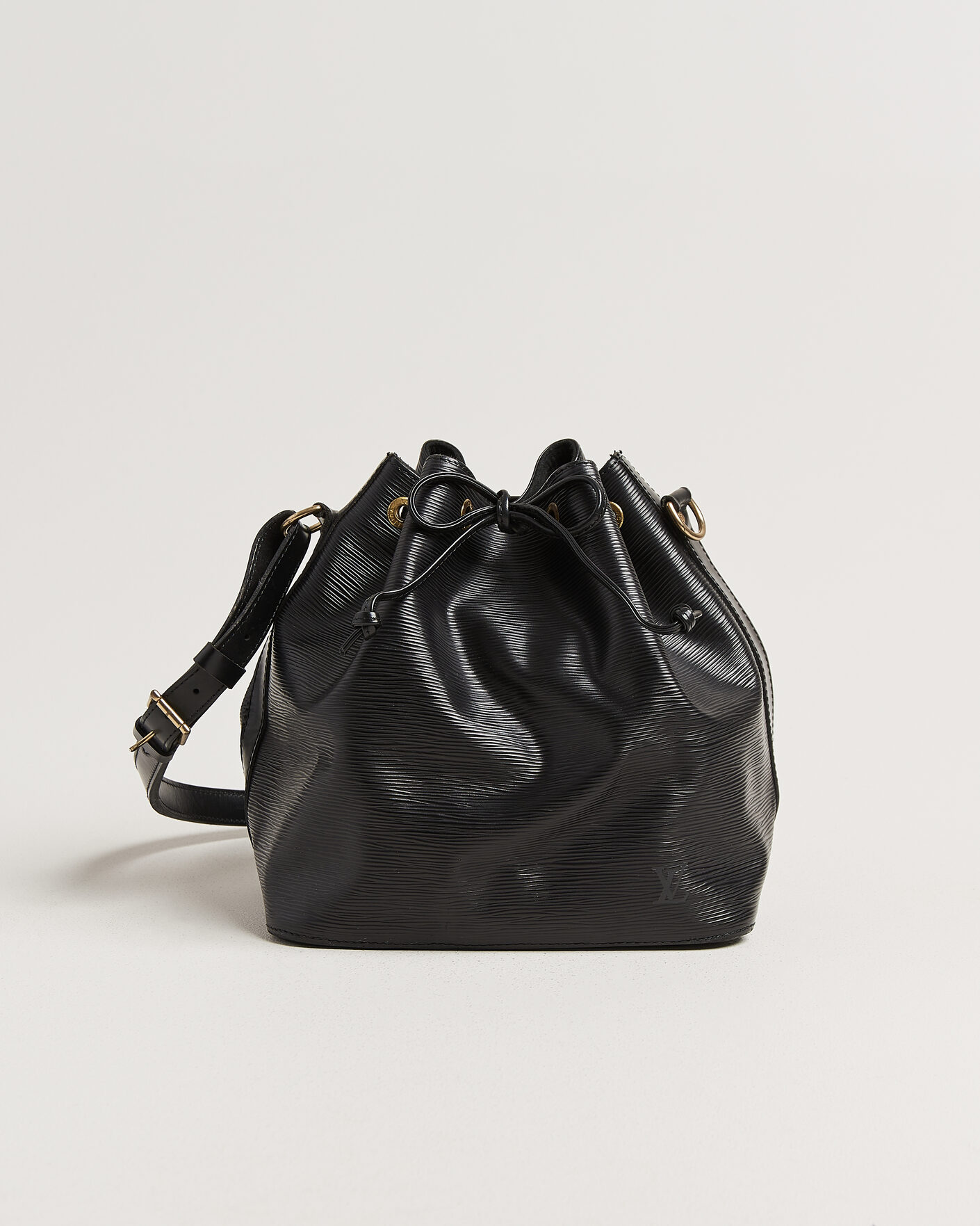 Heren | Pre-Owned & Vintage Bags | Louis Vuitton Pre-Owned | Petit Noé Epi Leather Black