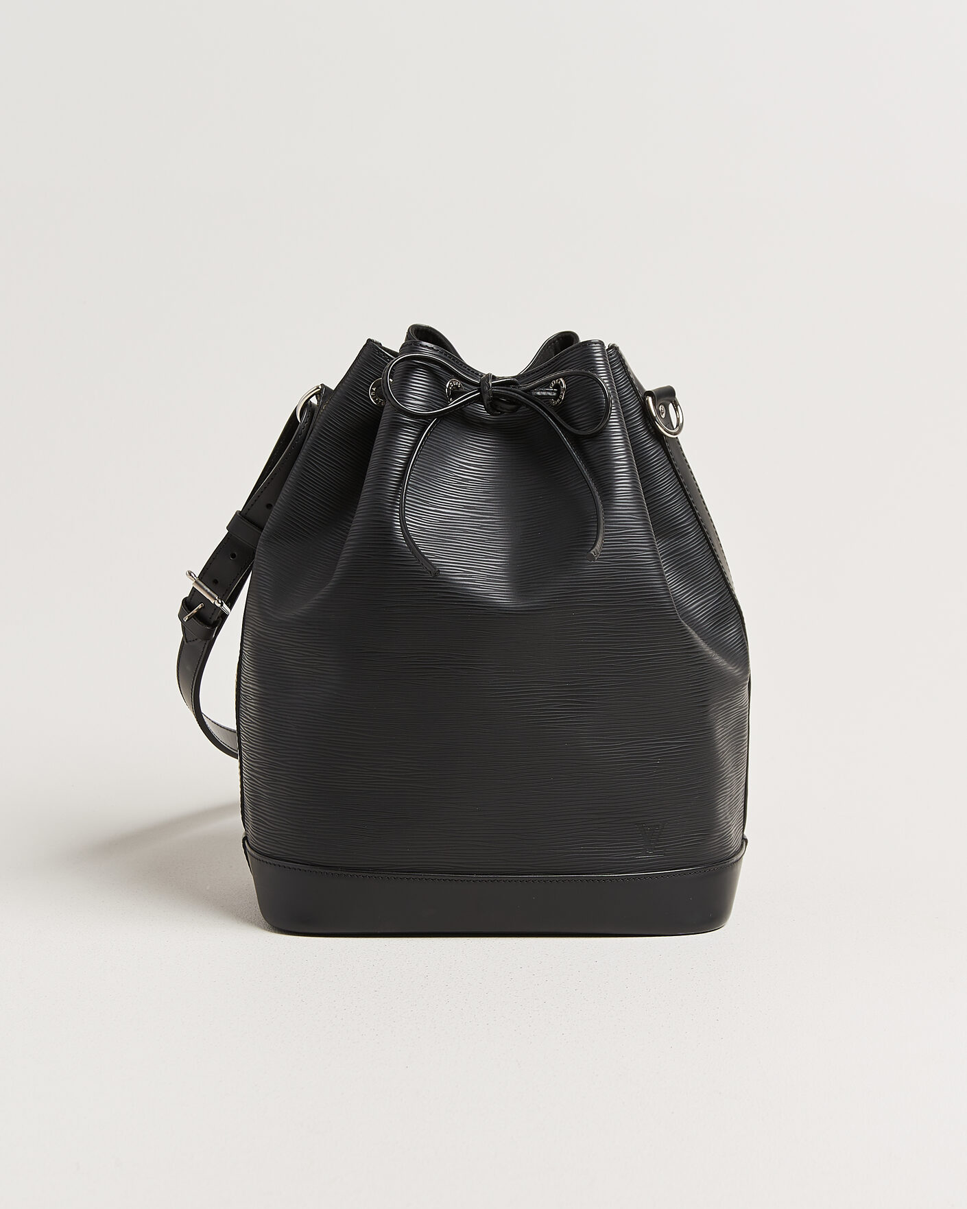 Heren | Pre-Owned & Vintage Bags | Louis Vuitton Pre-Owned | Noé Epi Leather Black