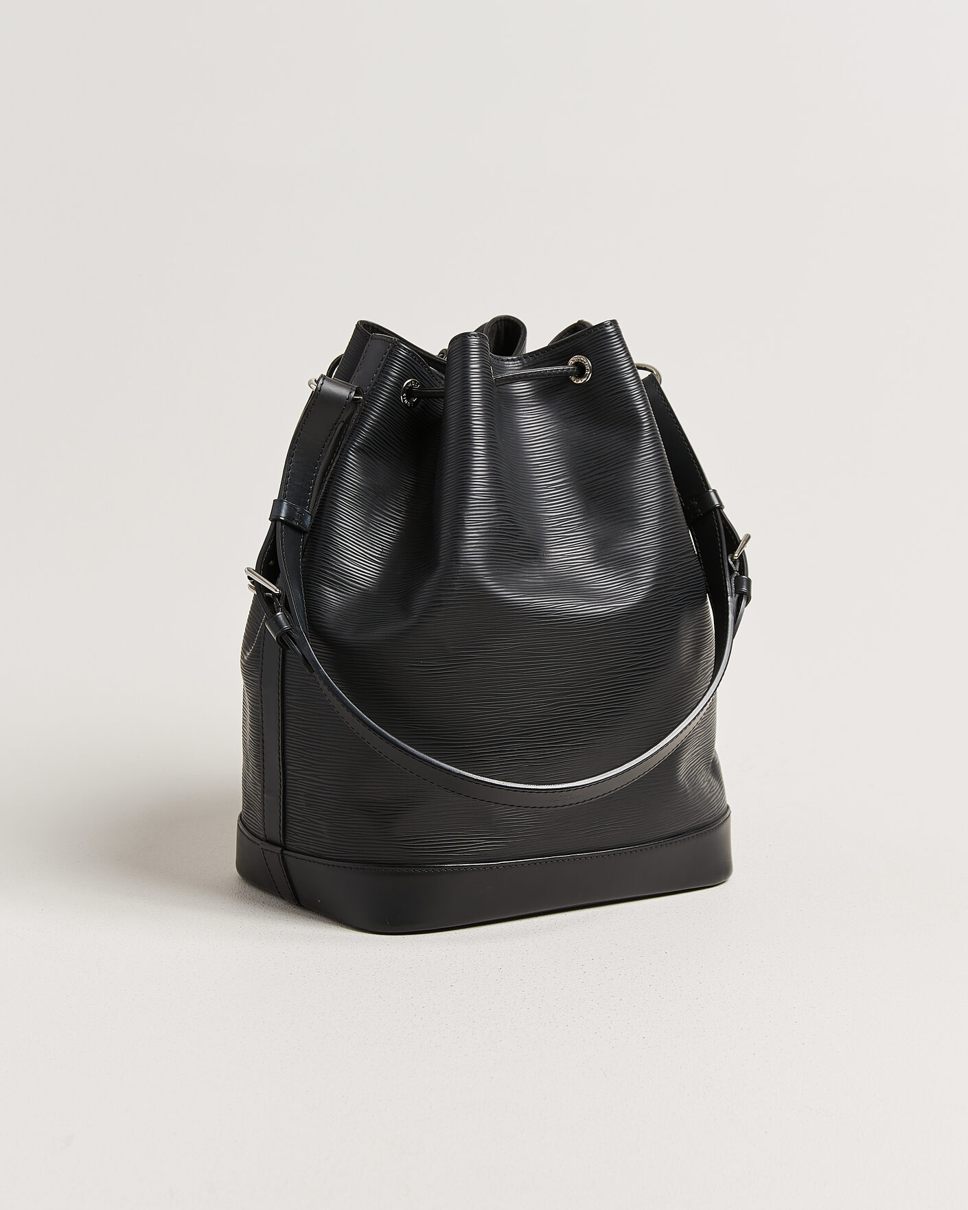 Heren | Pre-Owned & Vintage Bags | Louis Vuitton Pre-Owned | Noé Epi Leather Black