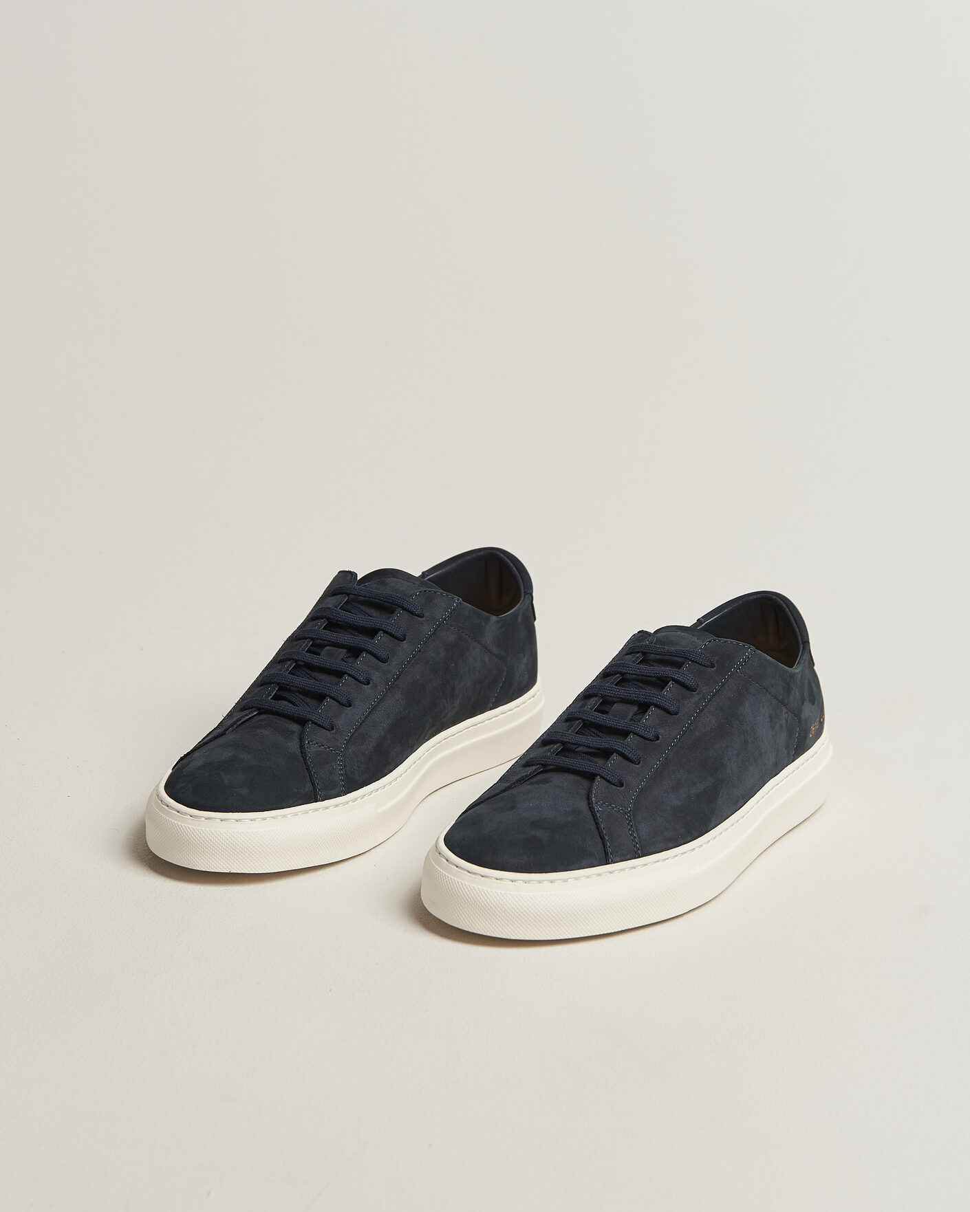 Heren | Sneakers | Common Projects | Original Achilles Nubuck Sneaker Navy