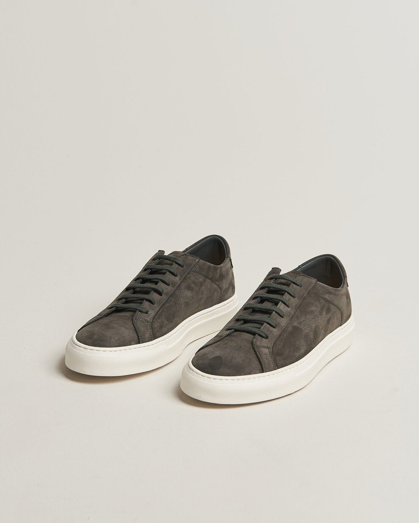 Homme | Baskets | Common Projects | Original Achilles Nubuck Sneaker Dark Grey