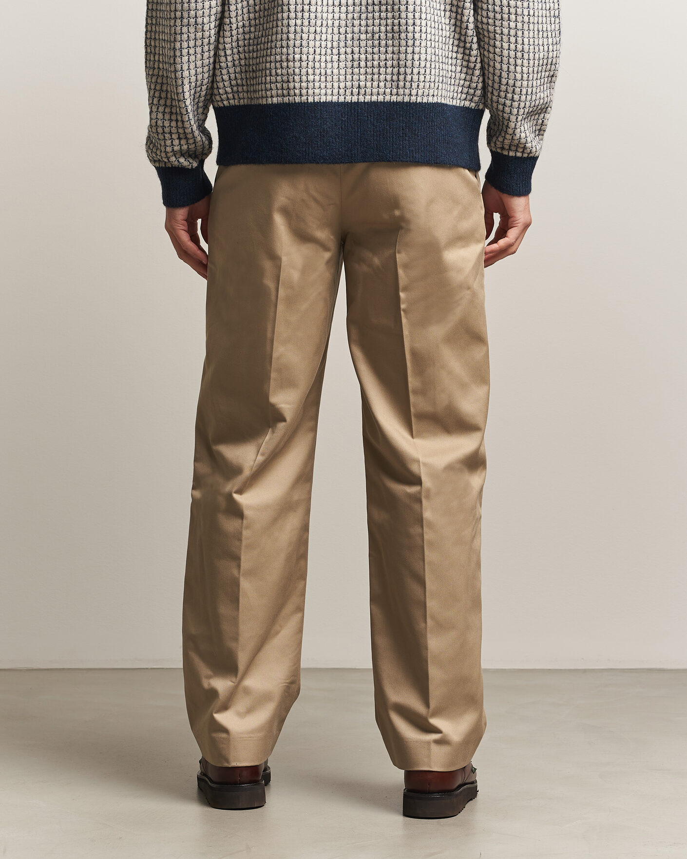 Homme | Pantalons | Drôle de Monsieur | Gabardine Pleated Trousers Beige
