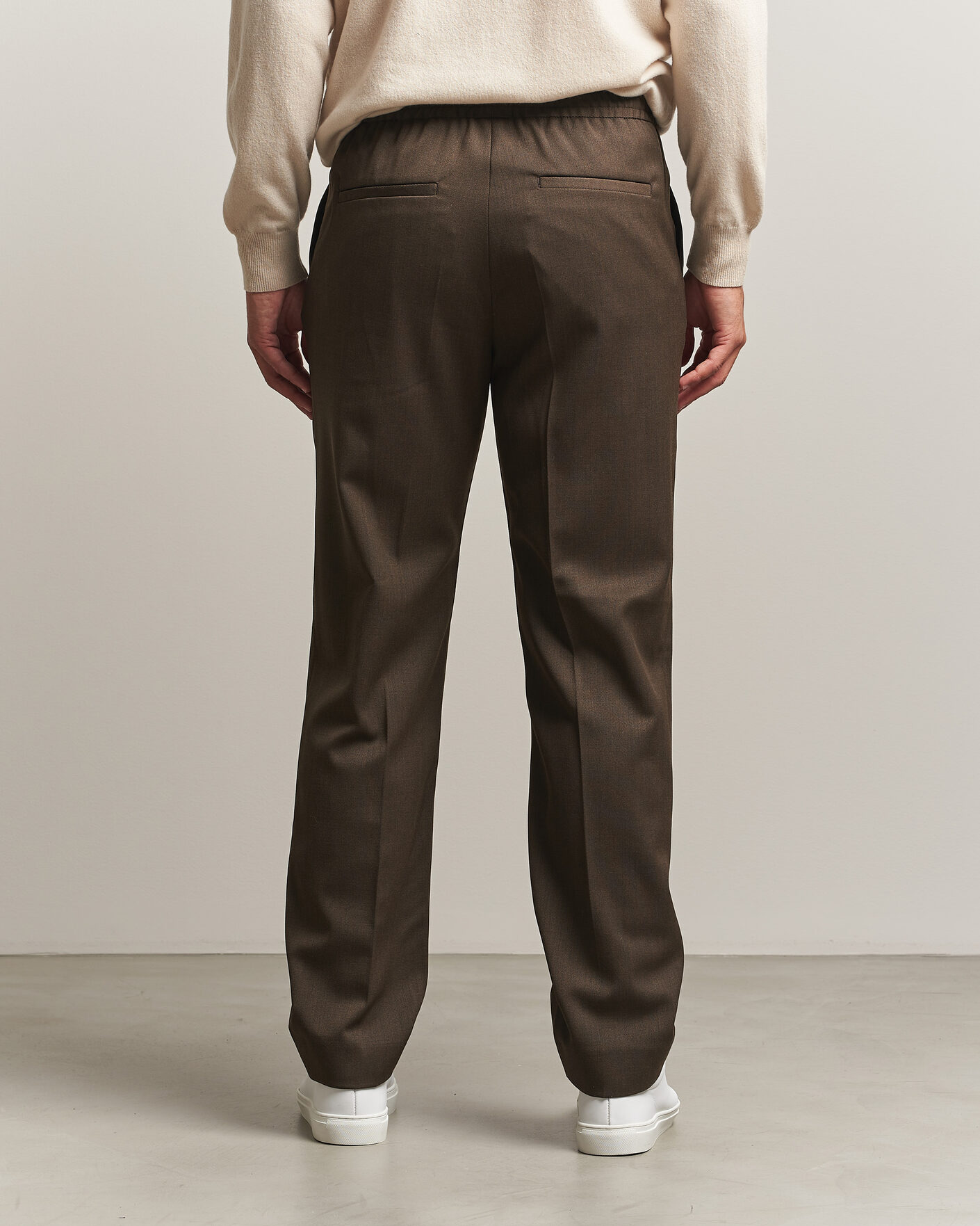 Homme | Pantalons | Filippa K | Theo Relaxed Wool Trousers Walnut Brown