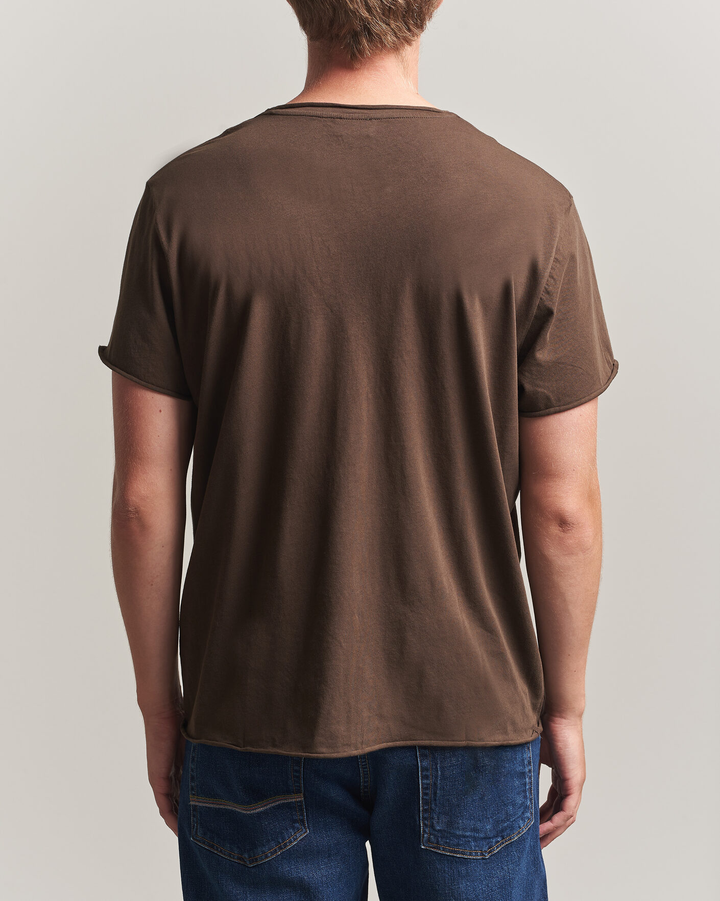 Heren | T-shirts | Filippa K | Roll Neck Crew Neck T-Shirt Golden Brown