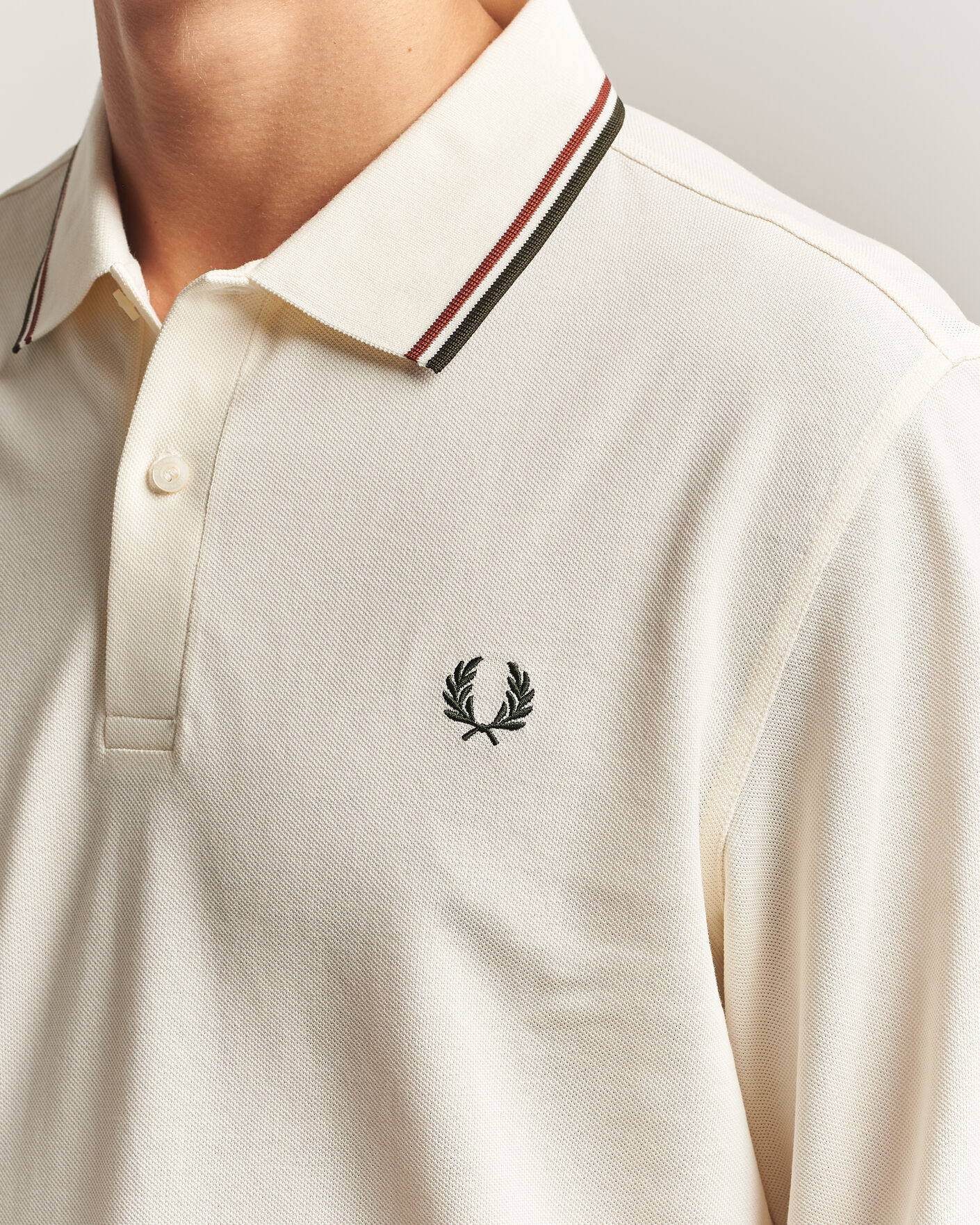 Homme | Polos | Fred Perry | Twin Tipped Long Sleeve Polo Shirt Ecru