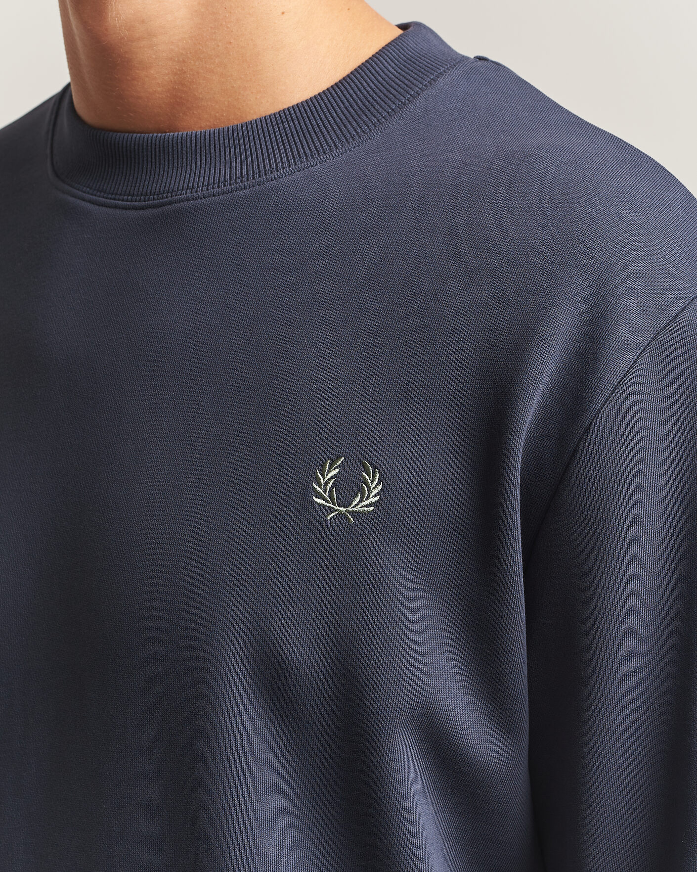 Heren | Truien | Fred Perry | Crew Neck Sweatshirt Dark Airforce