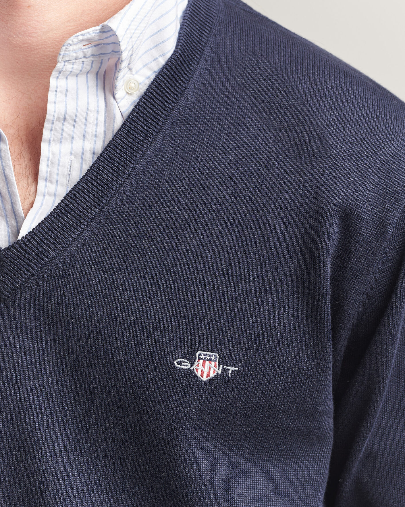 Heren | Truien | Gant | Classic Cotton V-Neck Evening Blue