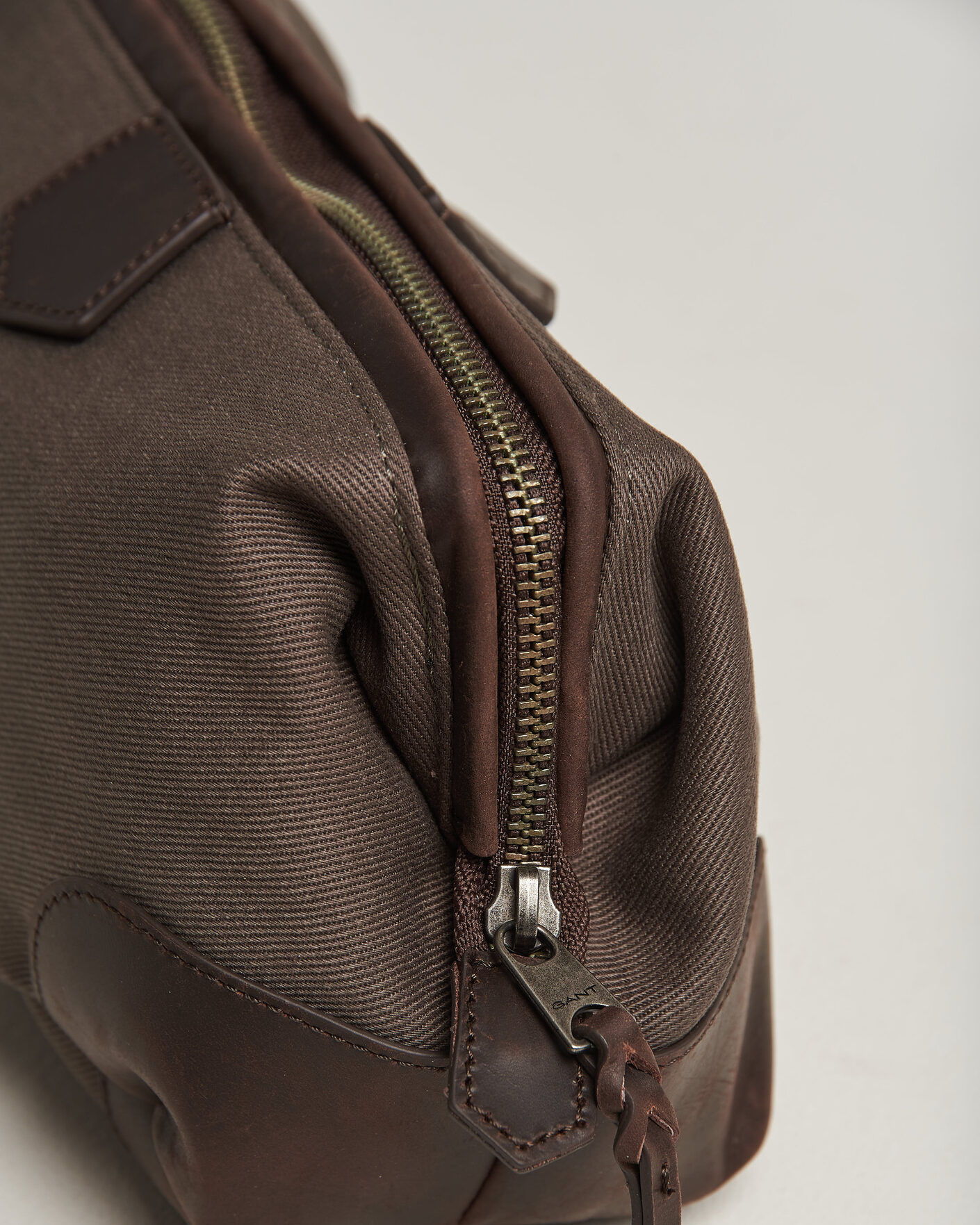 Homme | Sacs | Gant | Modern Premium Canvas Washbag Faded Taupe
