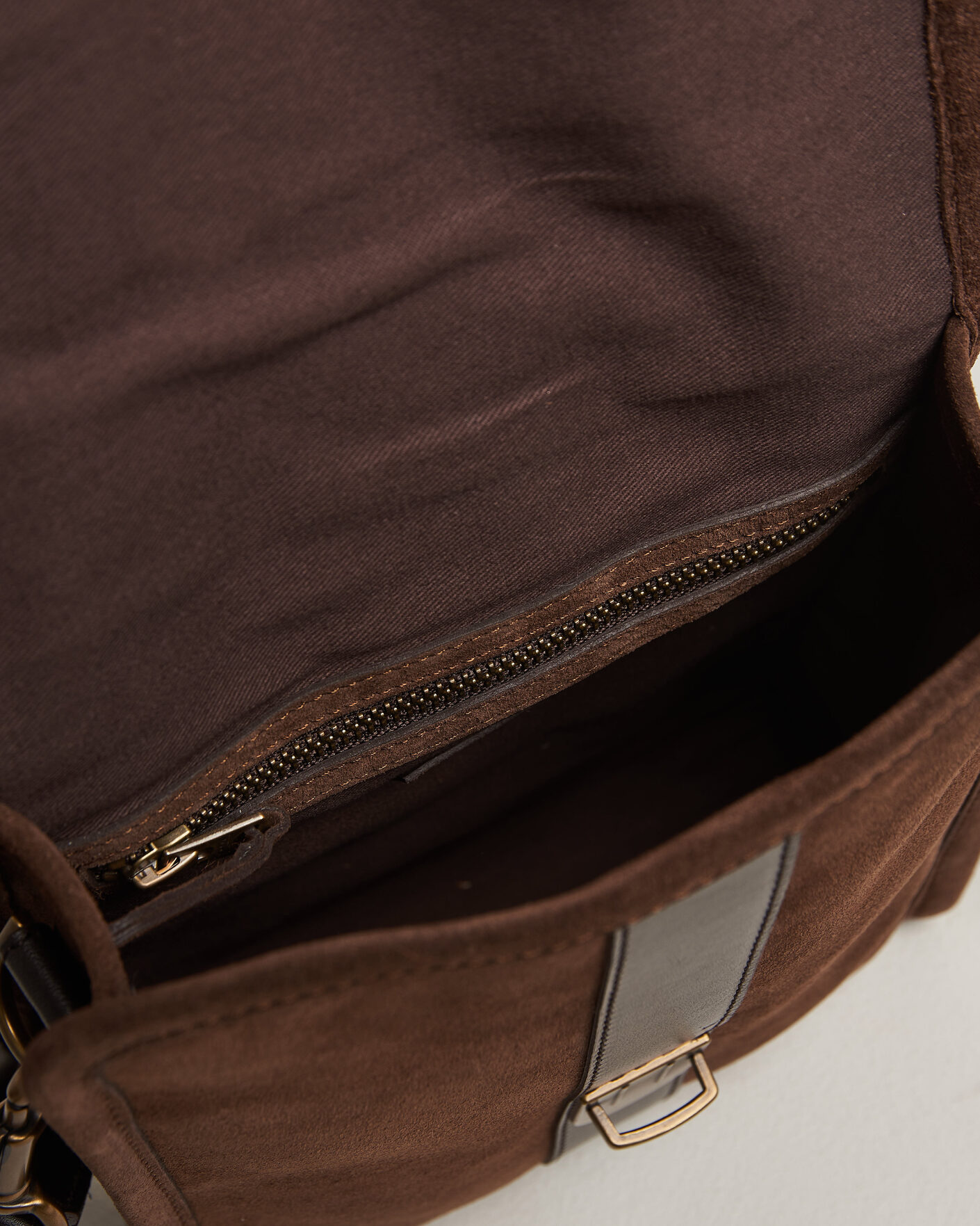 Homme | Sacs | Gant | Suede Shoulder Bag Soil Brown