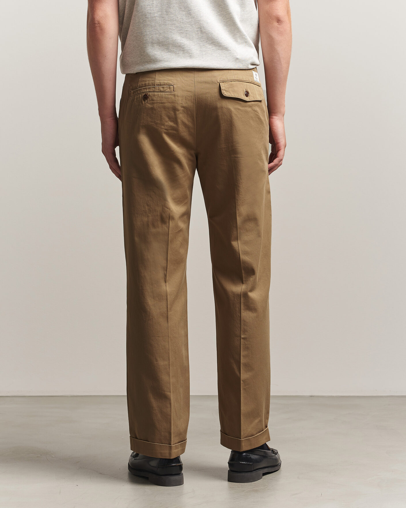 Homme | Pantalons | Gant | YALE Cotton Twill Chinos Darkened Beige