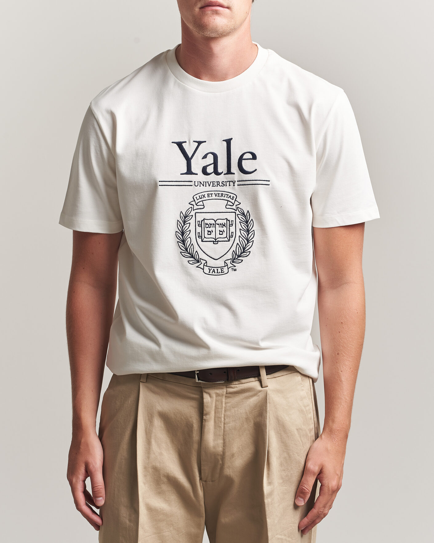 Heren | T-shirts | Gant | YALE Crew Neck T-Shirt Eggshell