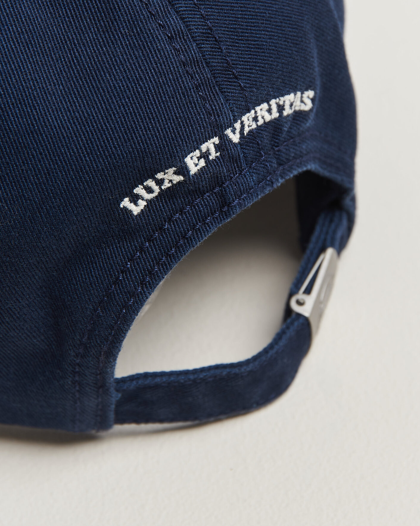 Homme | Bobs Et Casquettes | Gant | YALE Heavy Washed Cotton Twill Cap Marine