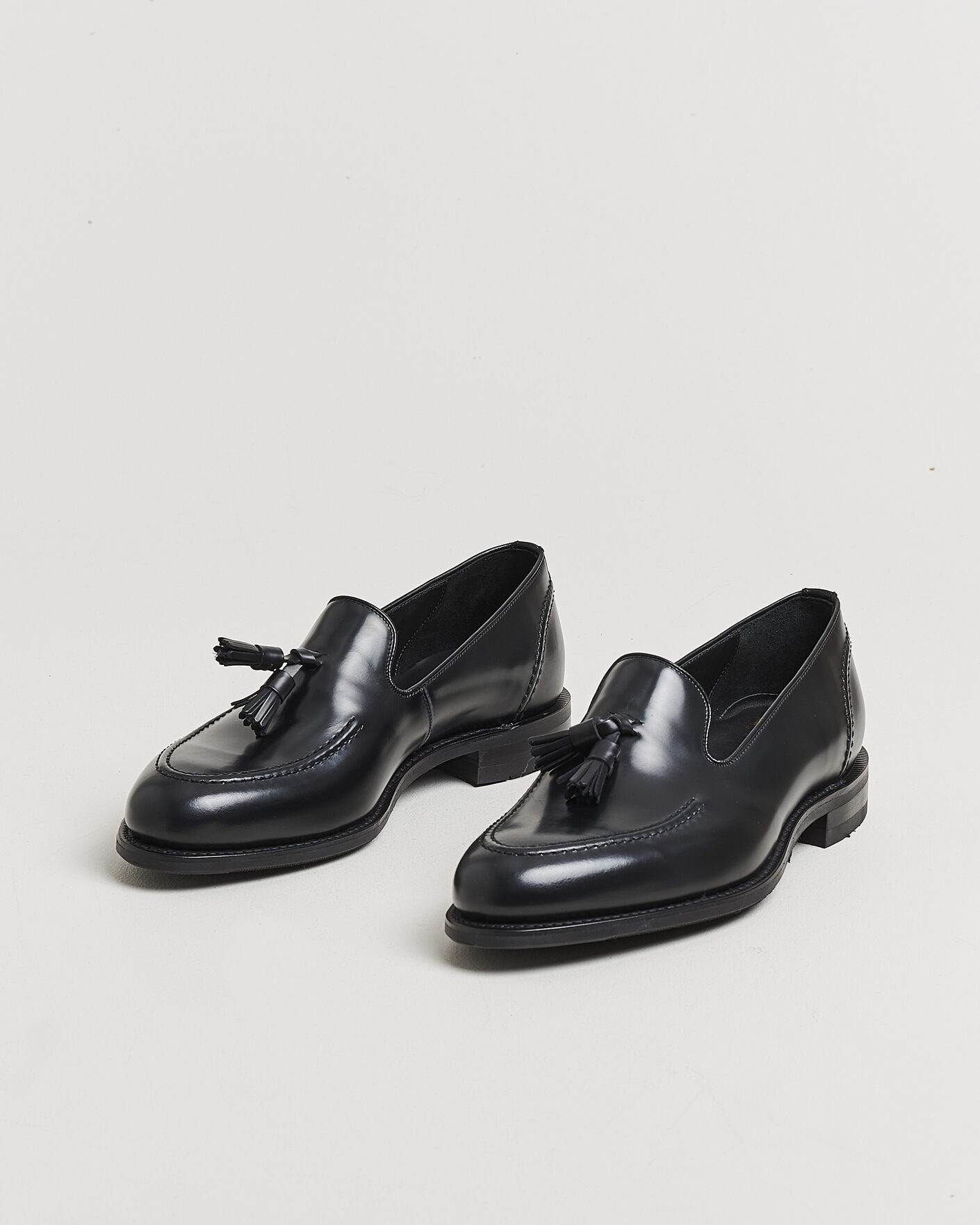 Homme | Loafers | Loake 1880 | Brunel Leather Tassel Loafer Black