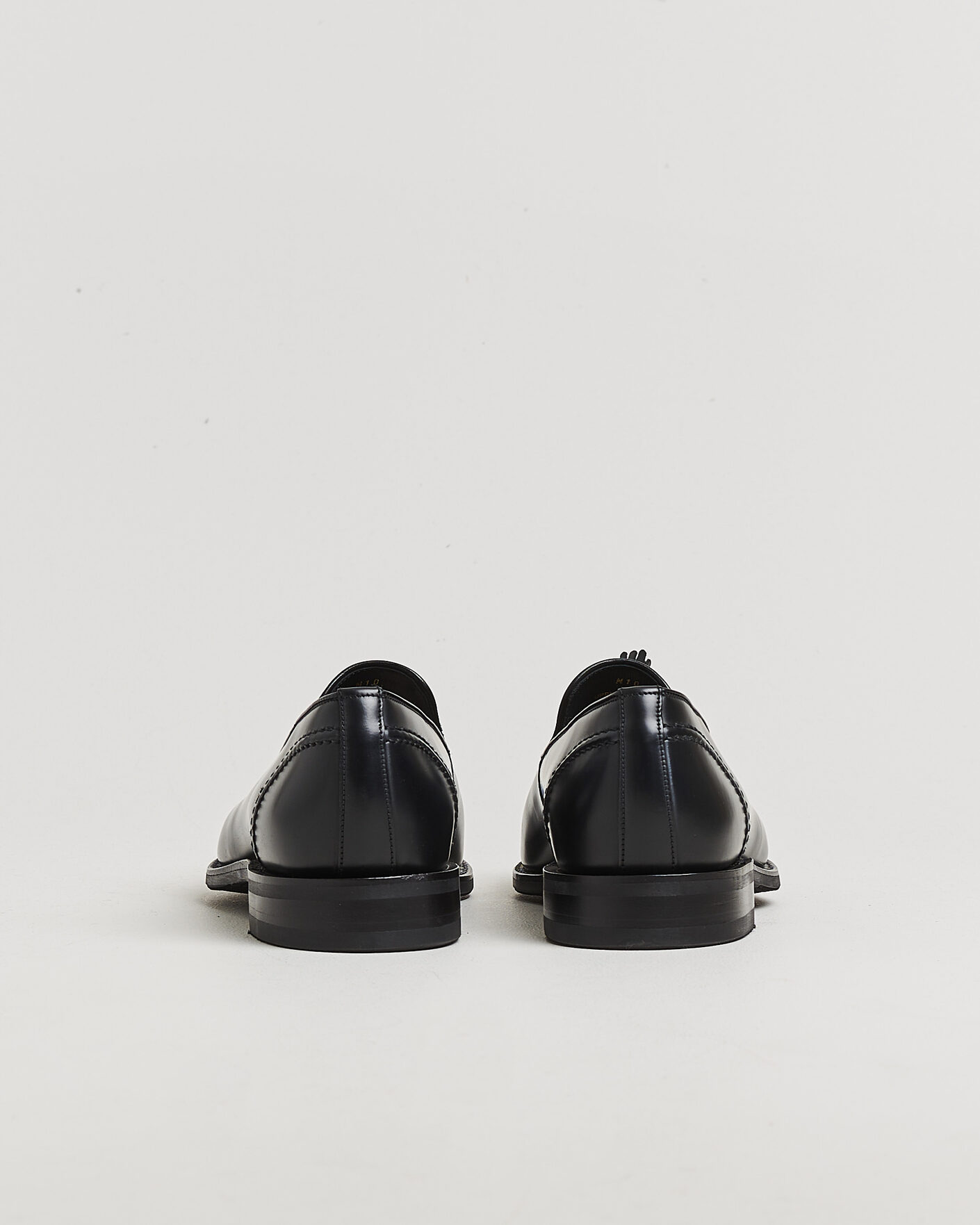 Homme | Loafers | Loake 1880 | Brunel Leather Tassel Loafer Black
