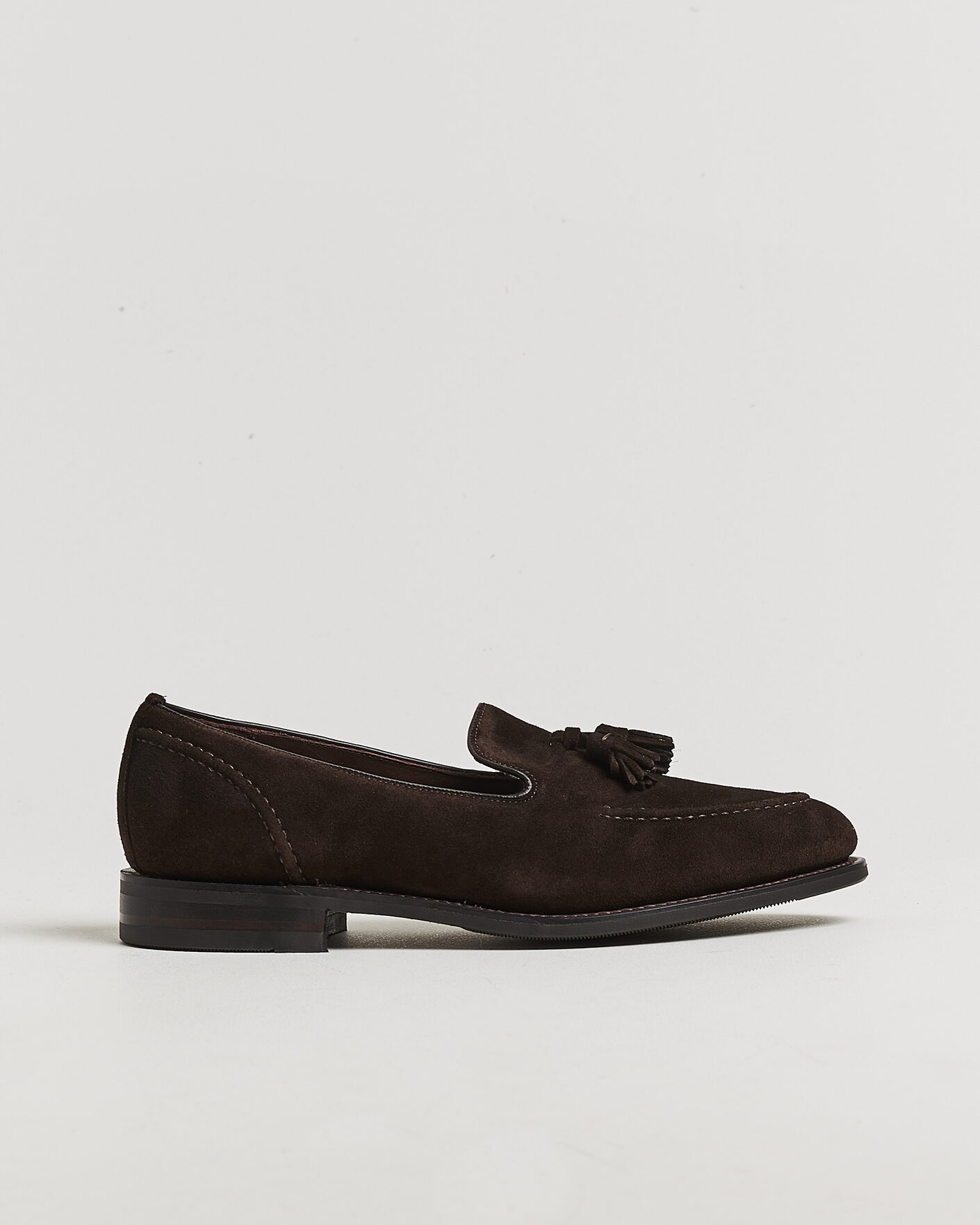 Homme | Loafers | Loake 1880 | Brunel Suede Tassel Loafer Dark Brown