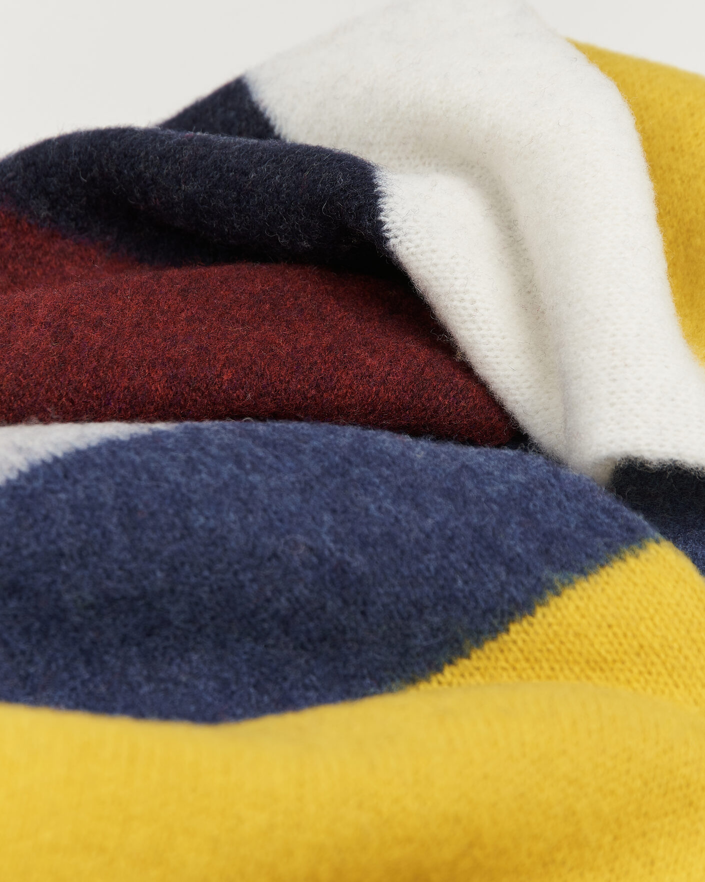 Heren | Sjaals | Robert Mackie | Rona Ribbed Shaggy Lambswool Scarf Yellow/Grey/Blue Mix